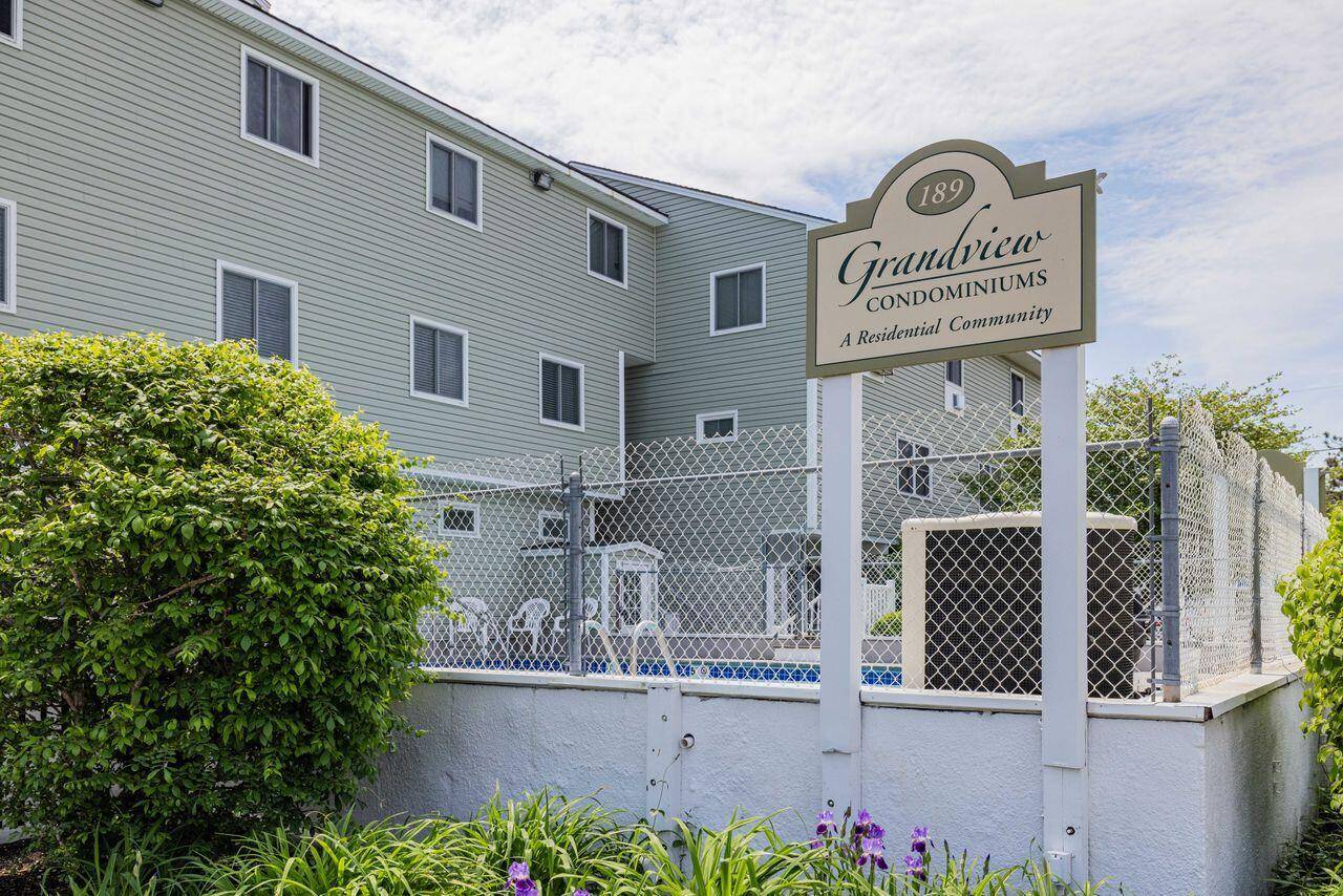 Old Orchard Beach, ME 04064,189 E Grand AVE #104