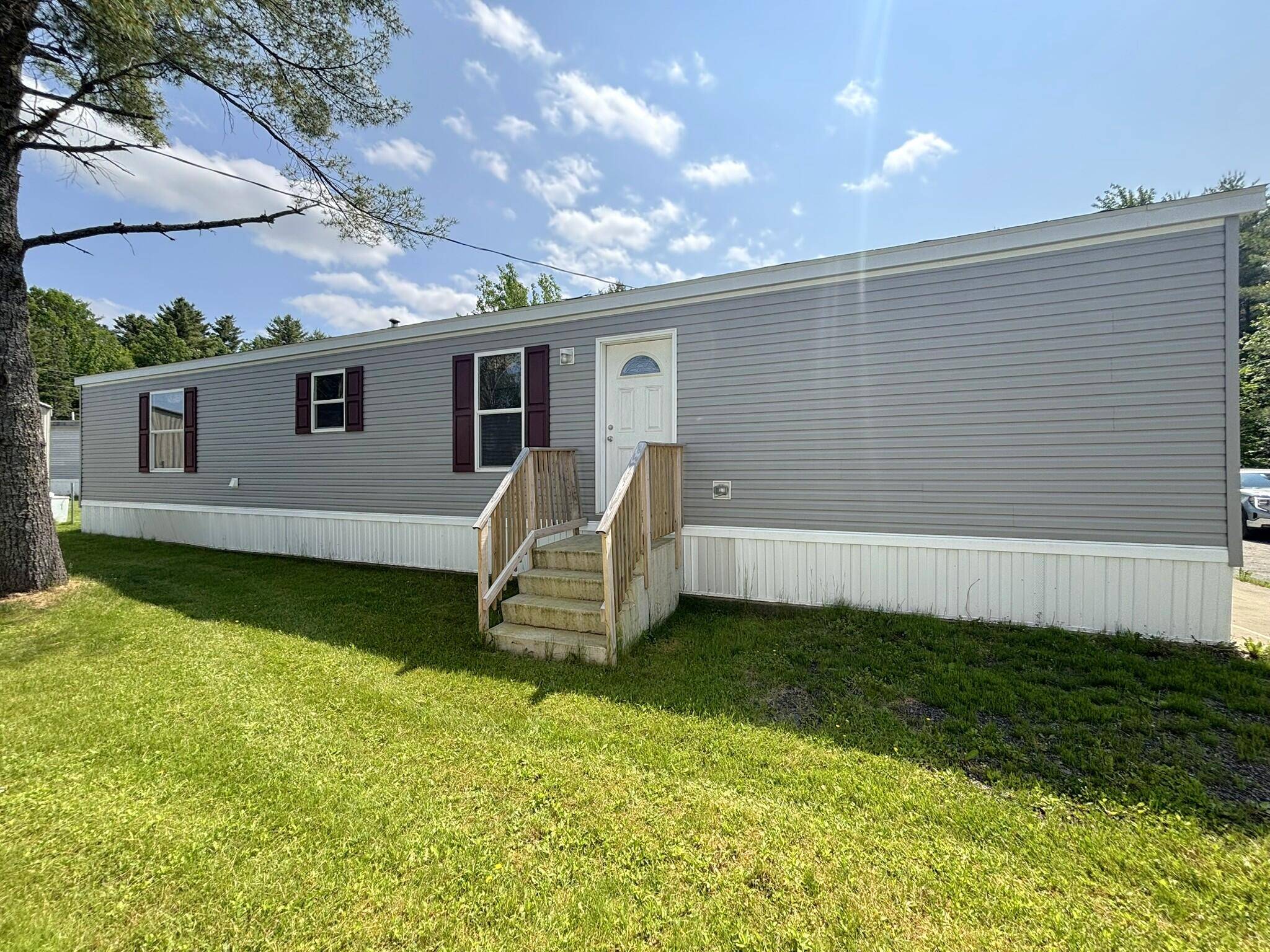 Hermon, ME 04401,12 Finch LN