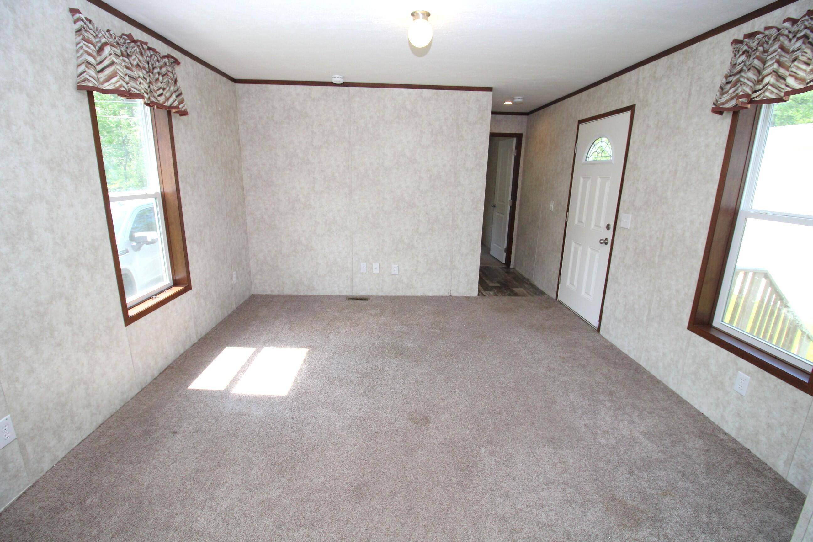 Hermon, ME 04401,12 Finch LN