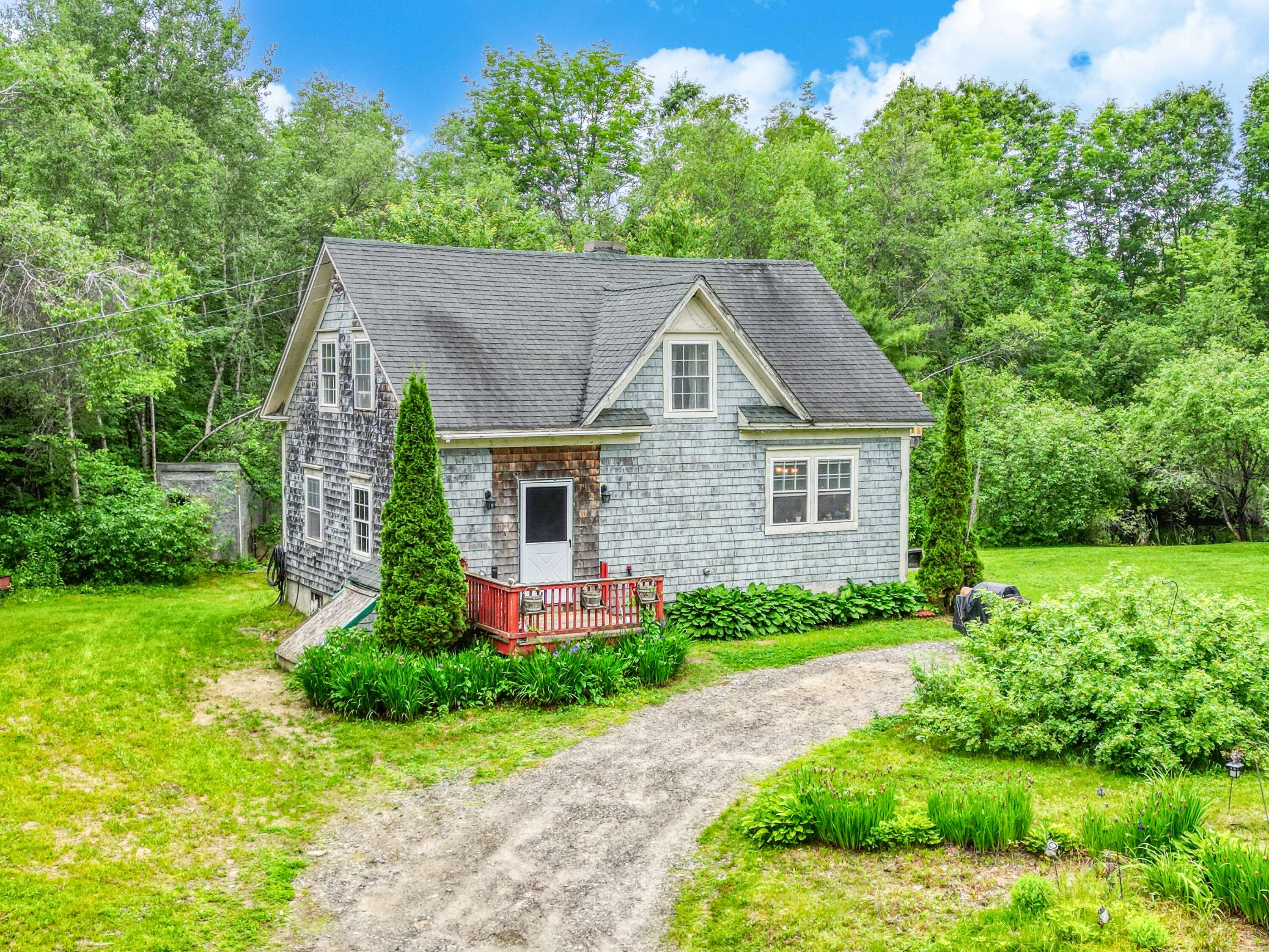 West Gardiner, ME 04345,208 Benson RD