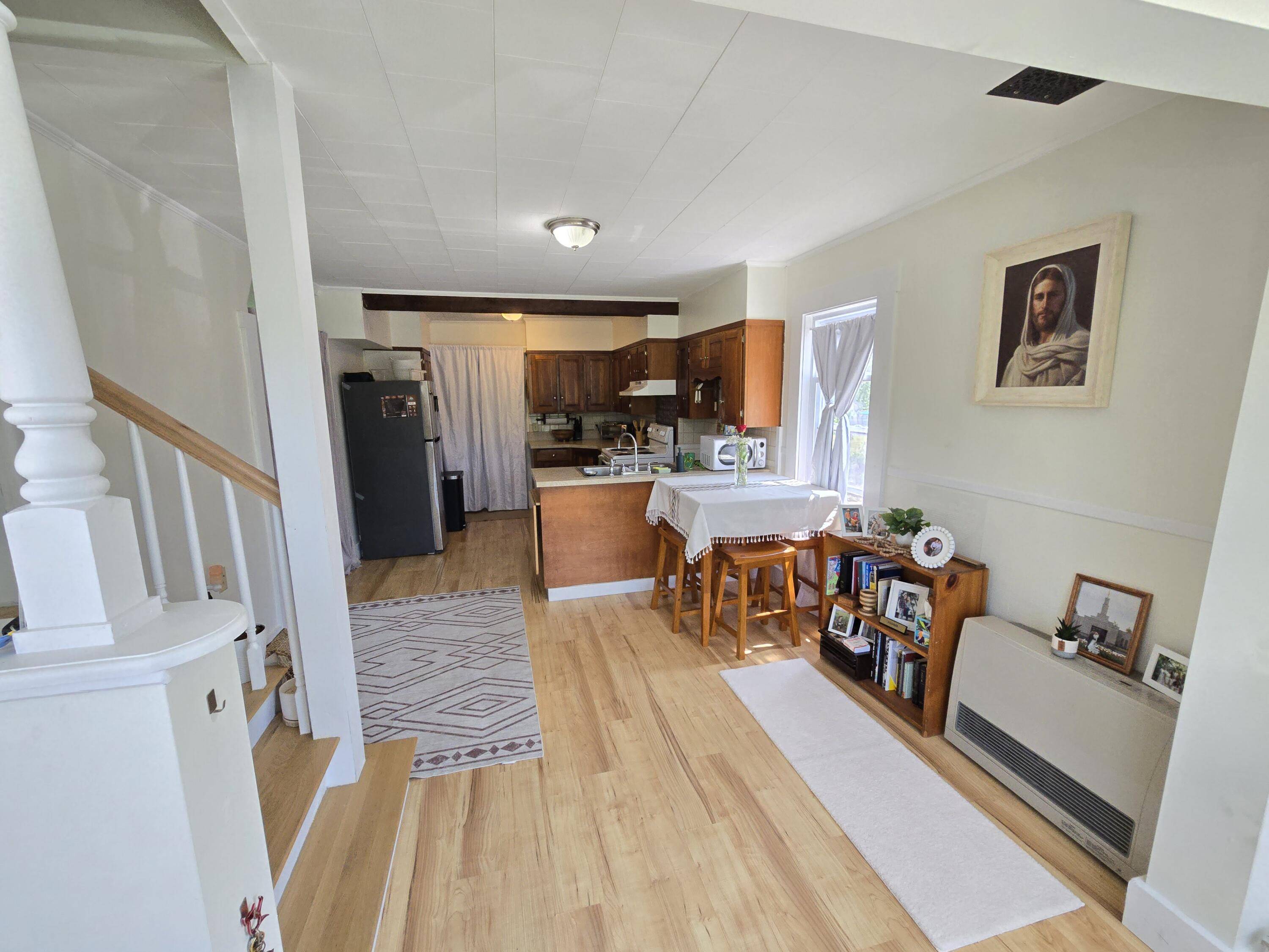 Orrington, ME 04474,314 River RD
