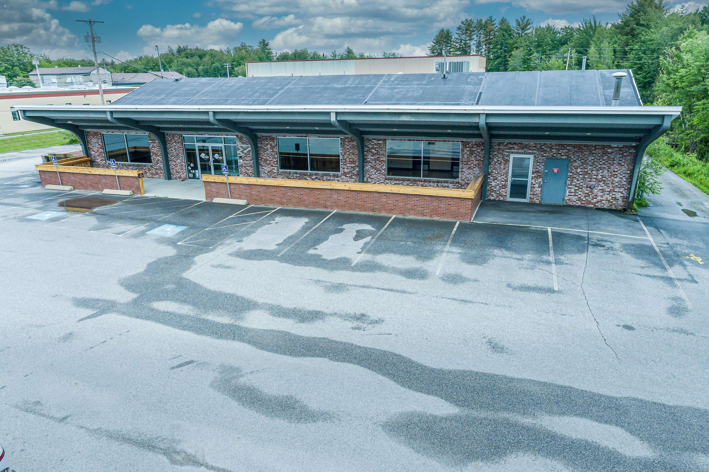 Auburn, ME 04210,1110 Minot AVE