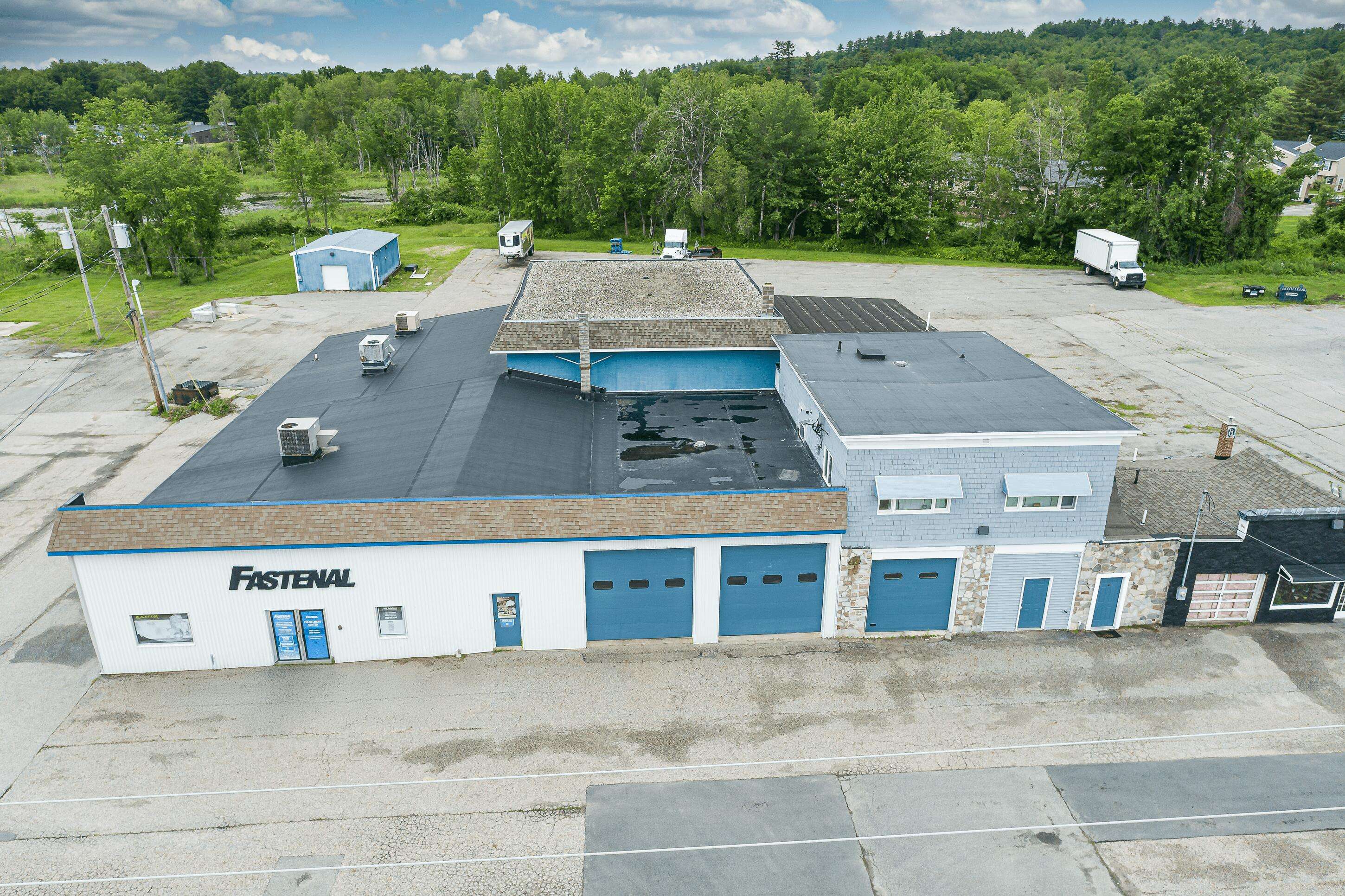 Auburn, ME 04210,747 Minot AVE