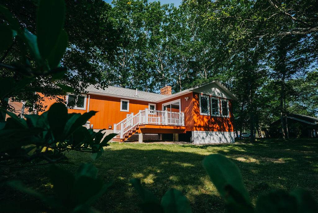 Milford, ME 04461,41 Curtis LN