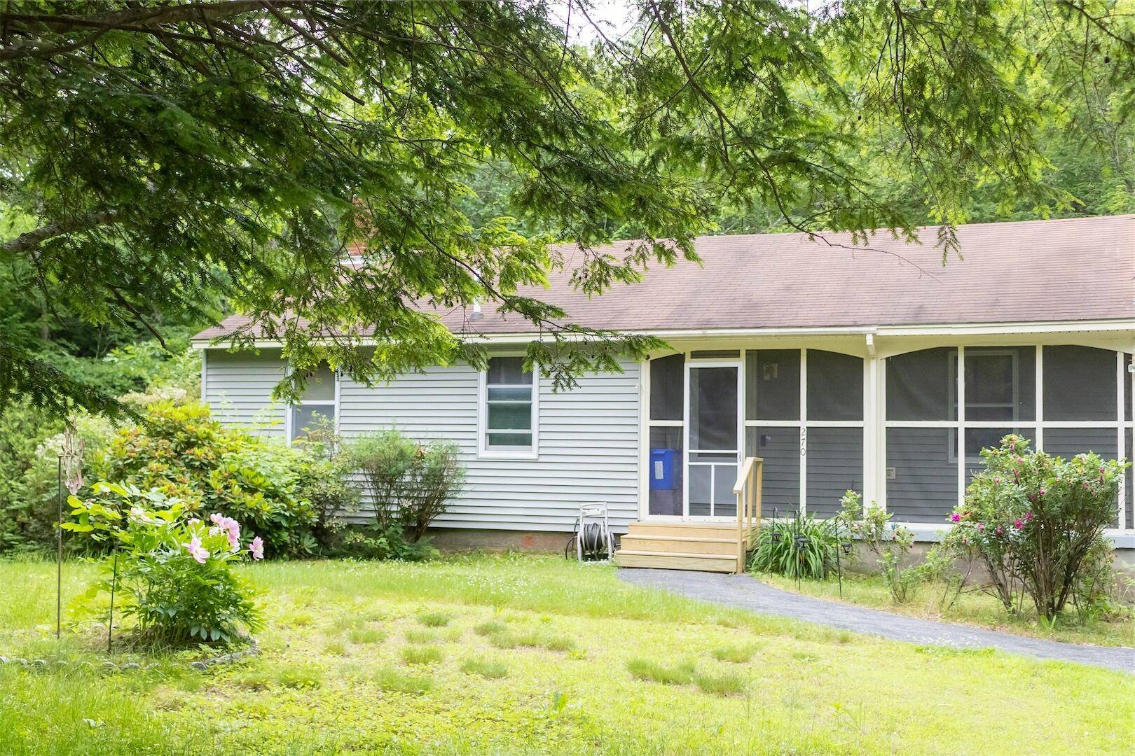 Windham, ME 04062,270 Falmouth RD