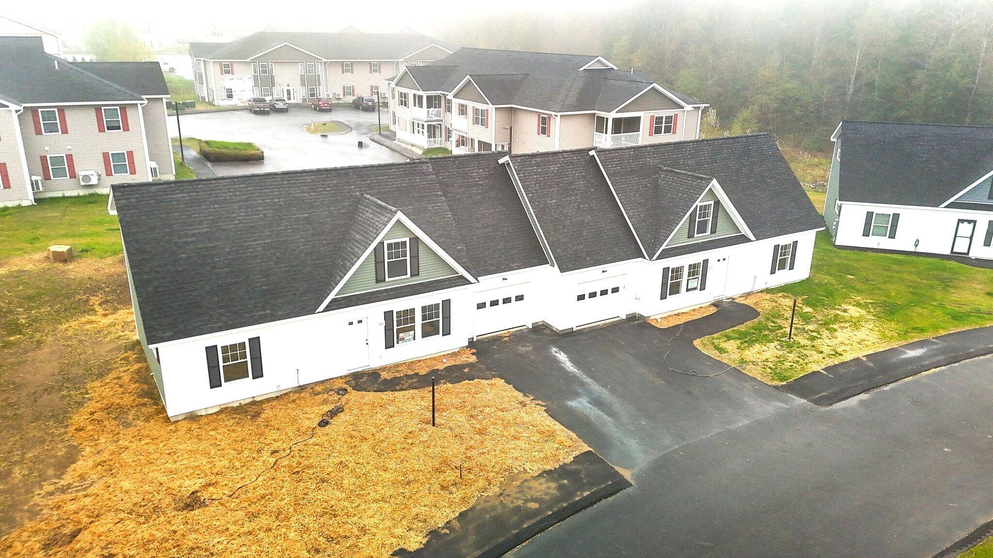 Sanford, ME 04073,8 Bedrock DR #8
