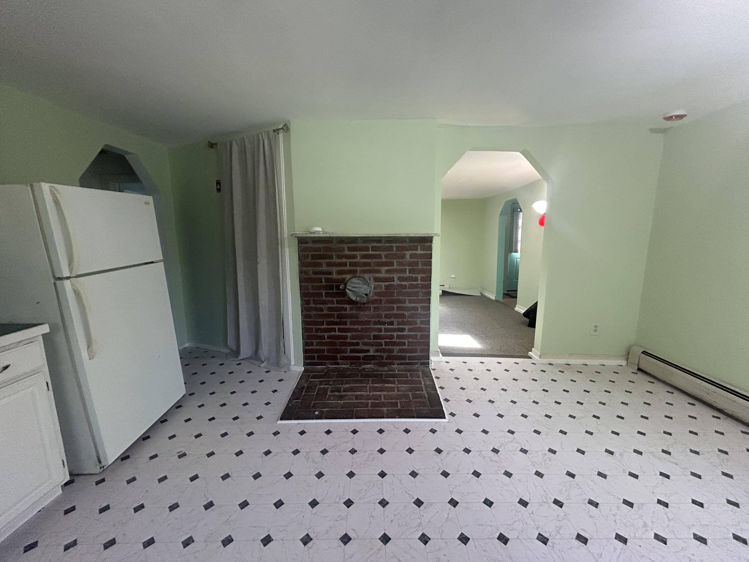 Ellsworth, ME 04605,131 Nicolin RD