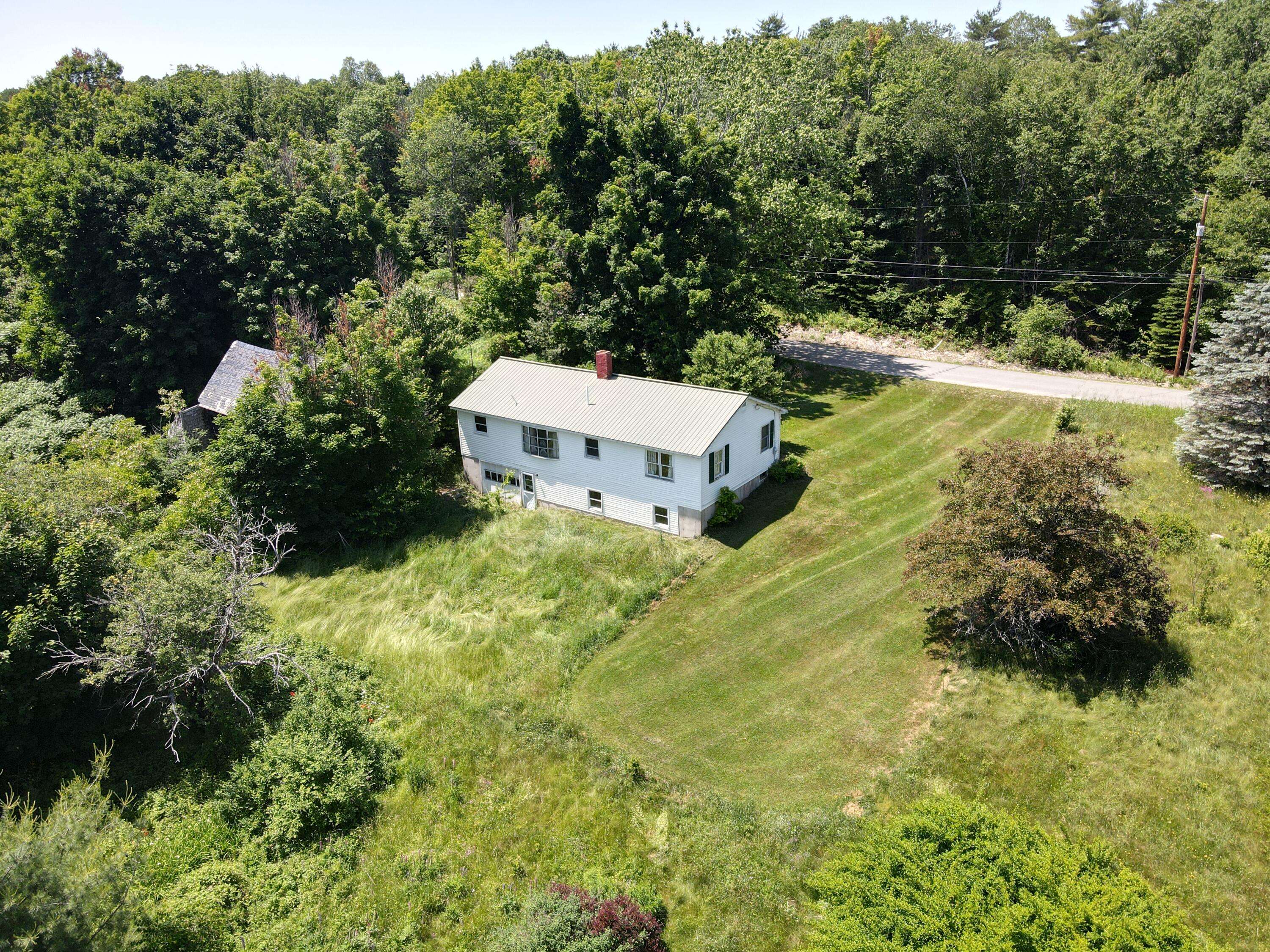 Benton, ME 04901,187 Richards RD