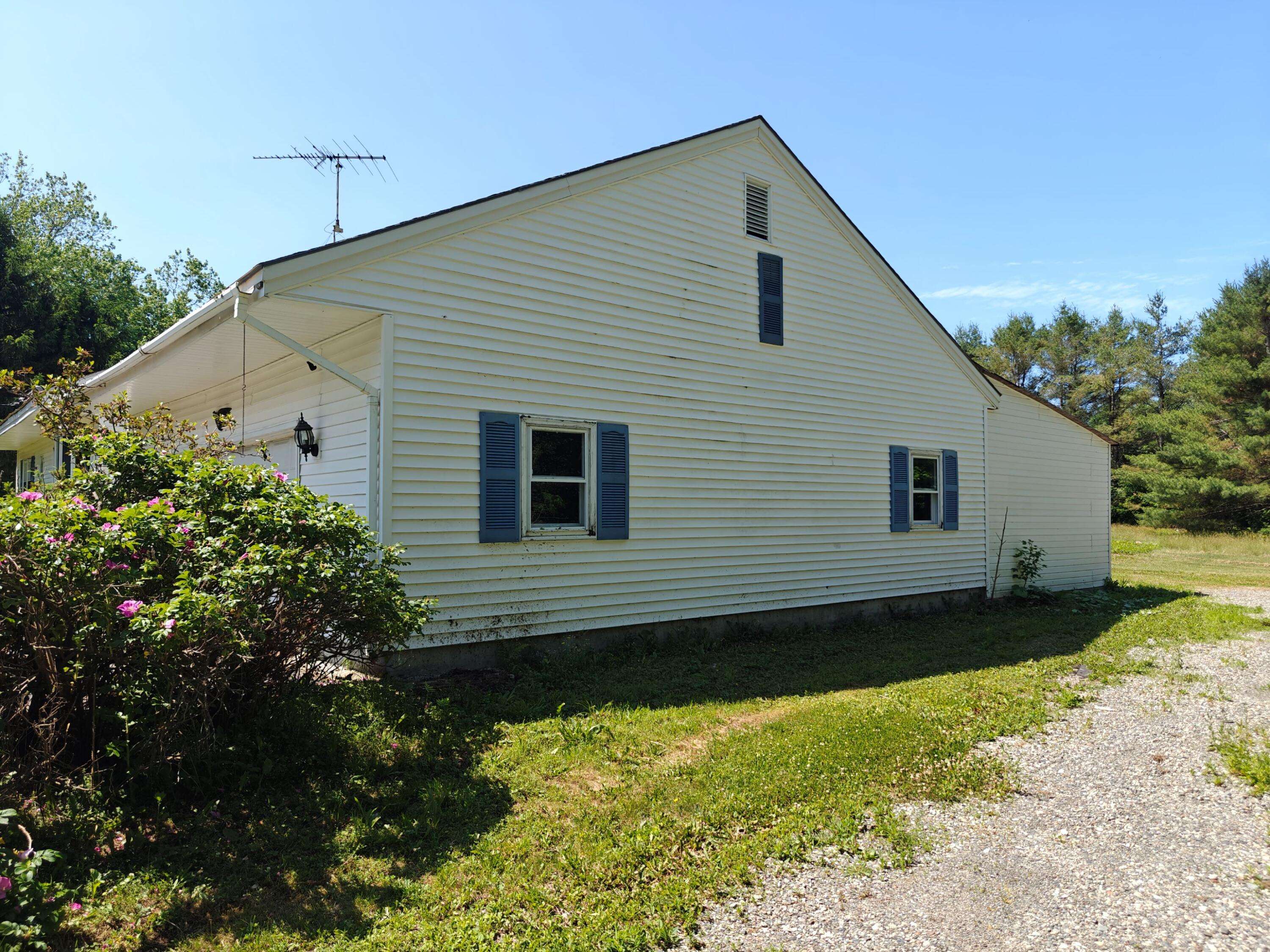 Cornville, ME 04976,368 W West Ridge RD