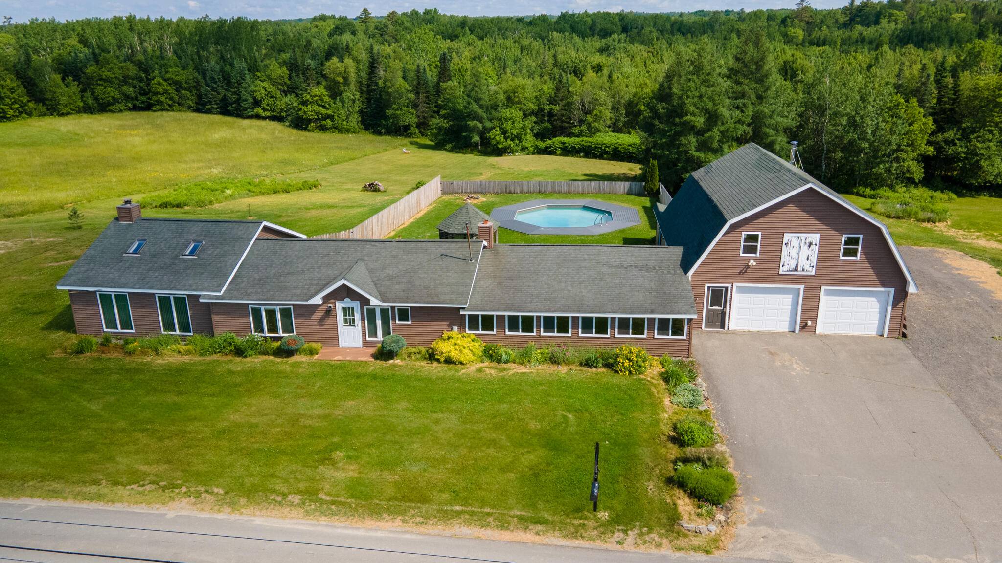 Hudson, ME 04449,178 Potter RD