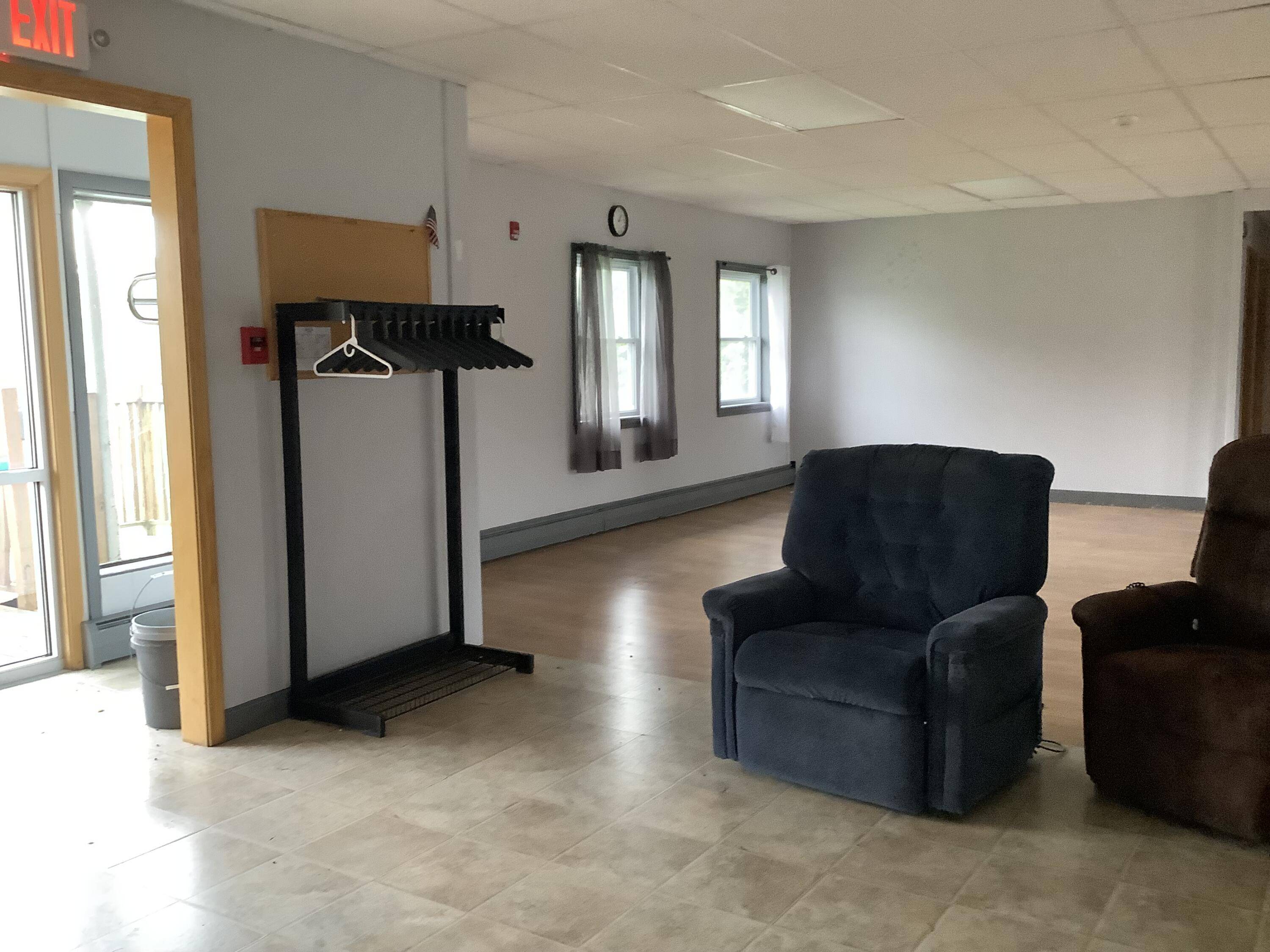 Presque Isle, ME 04769,33 Davis ST