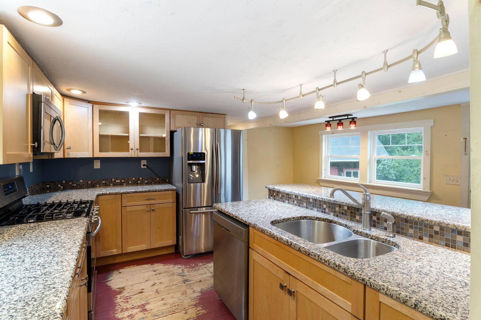South Berwick, ME 03908,111 Ogunquit RD