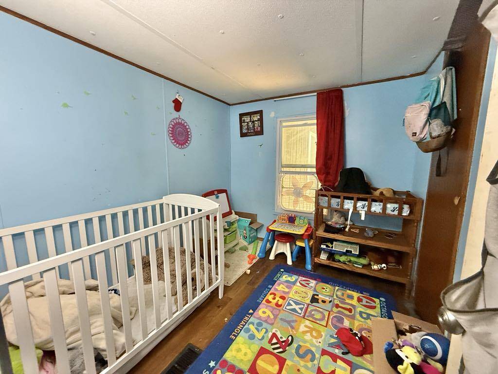Turner, ME 04280,12 Moore LN