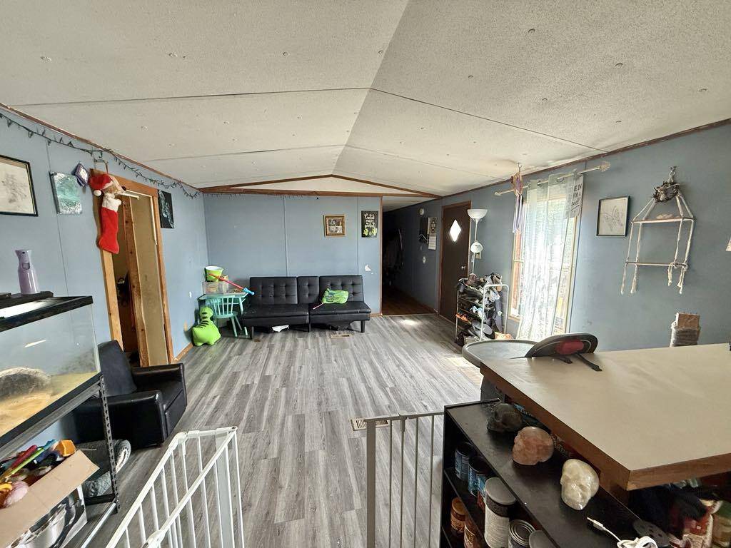 Turner, ME 04280,12 Moore LN