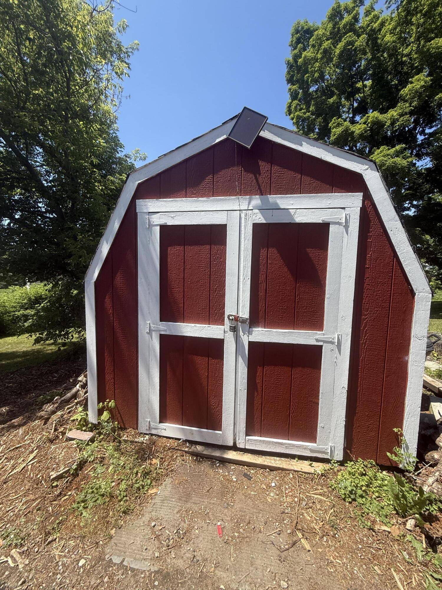 Sabattus, ME 04280,37 Hemlock ST