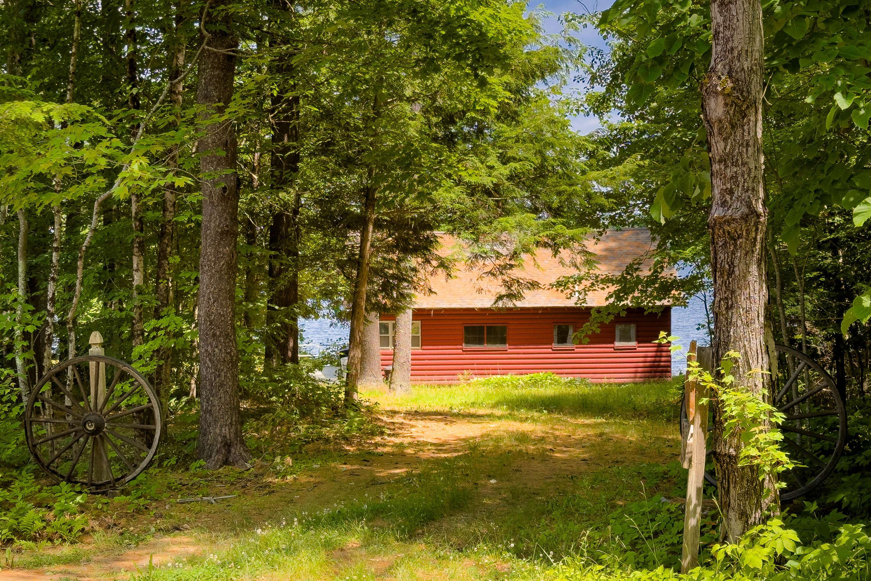 Windsor, ME 04363,158 Park LN