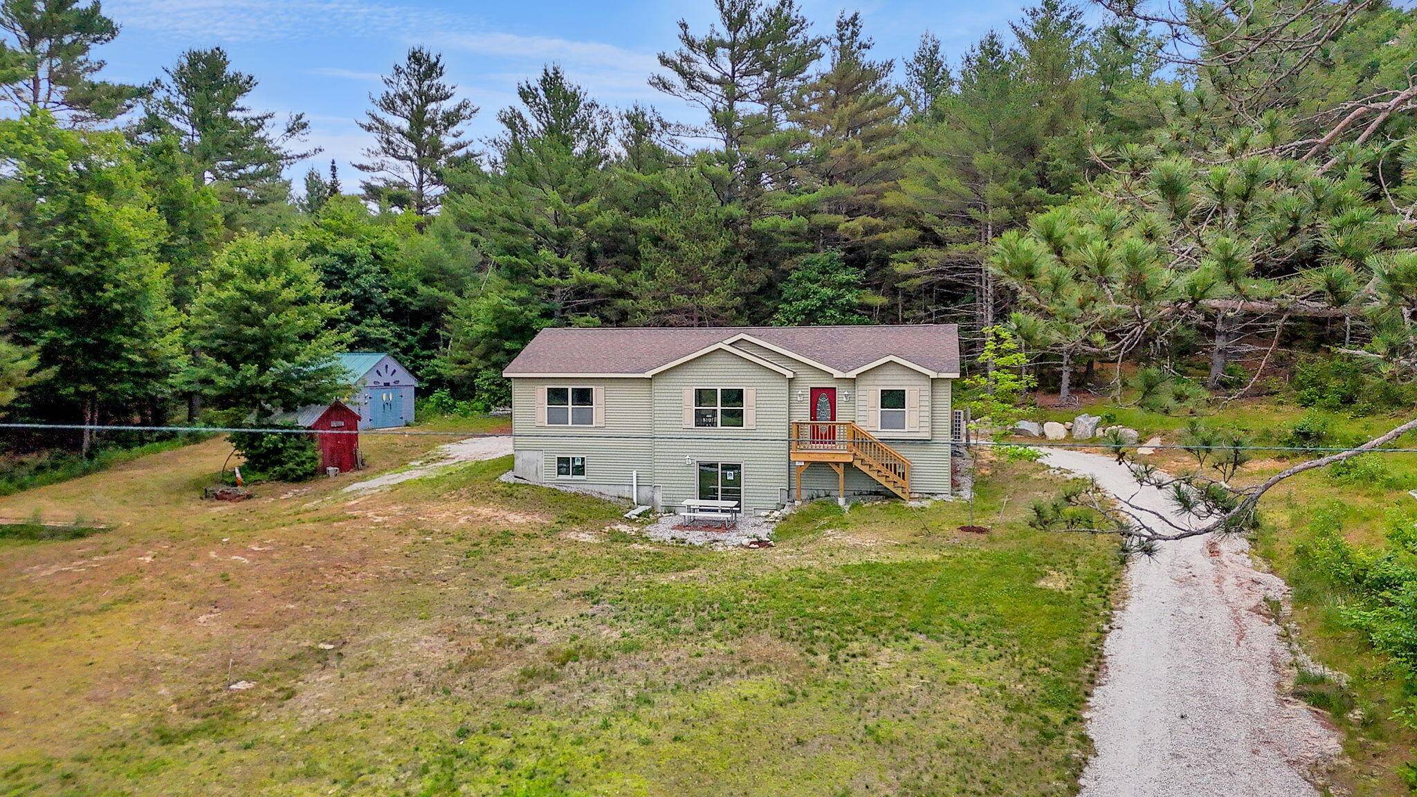 Bethel, ME 04217,452 Flat RD
