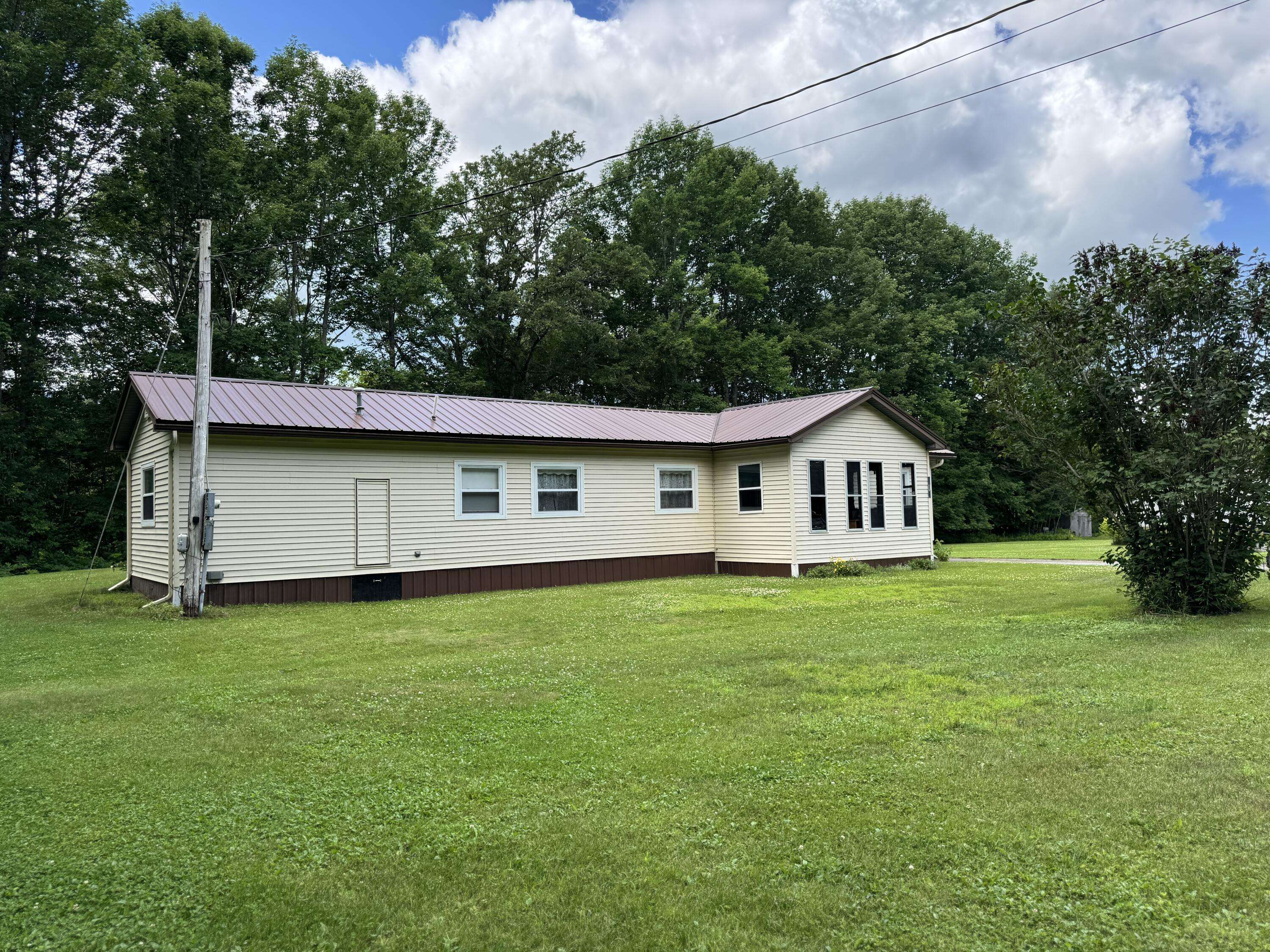 Winslow, ME 04901,608 Abbott RD