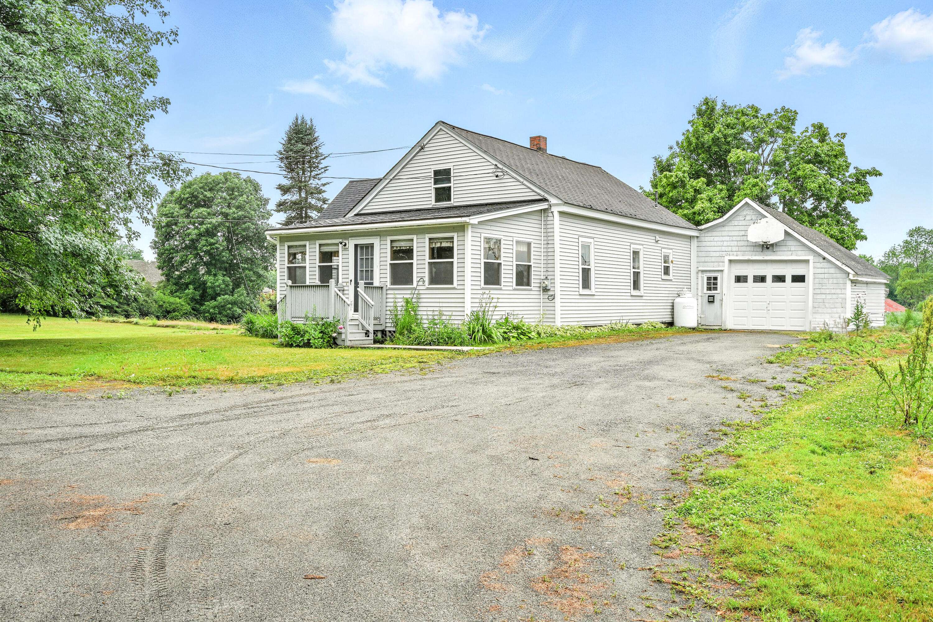 Benton, ME 04901,23 West ST