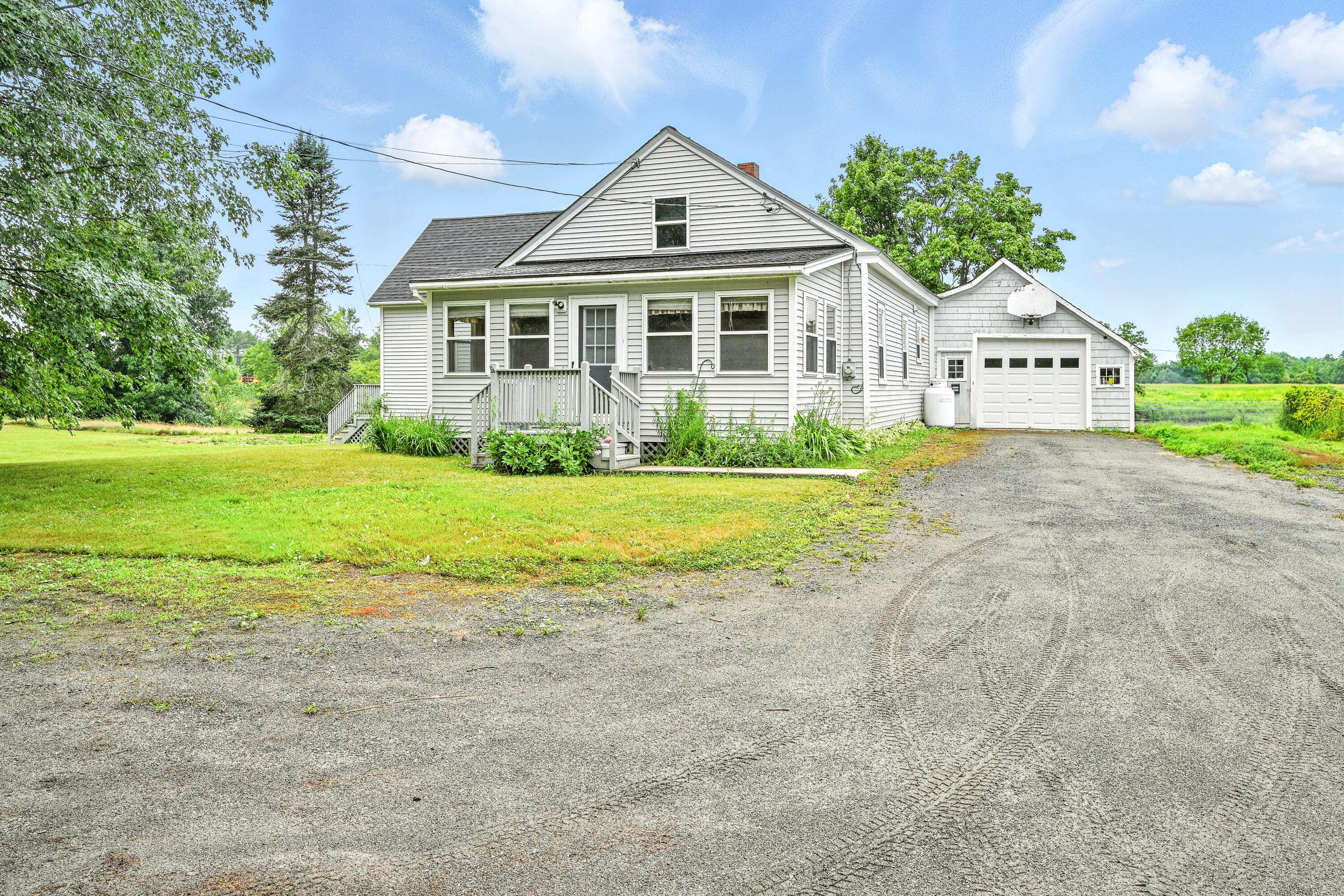 Benton, ME 04901,23 West ST