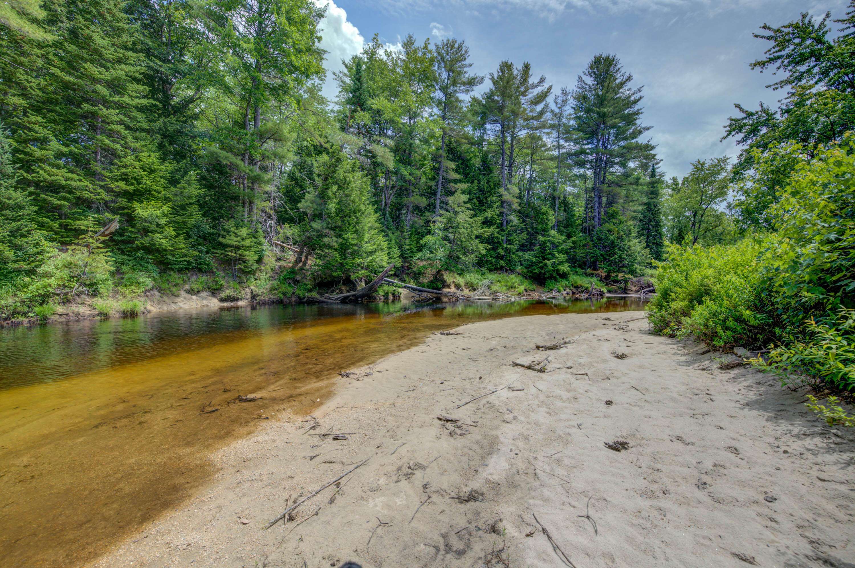 Harrison, ME 04040,1330 Edes Falls RD