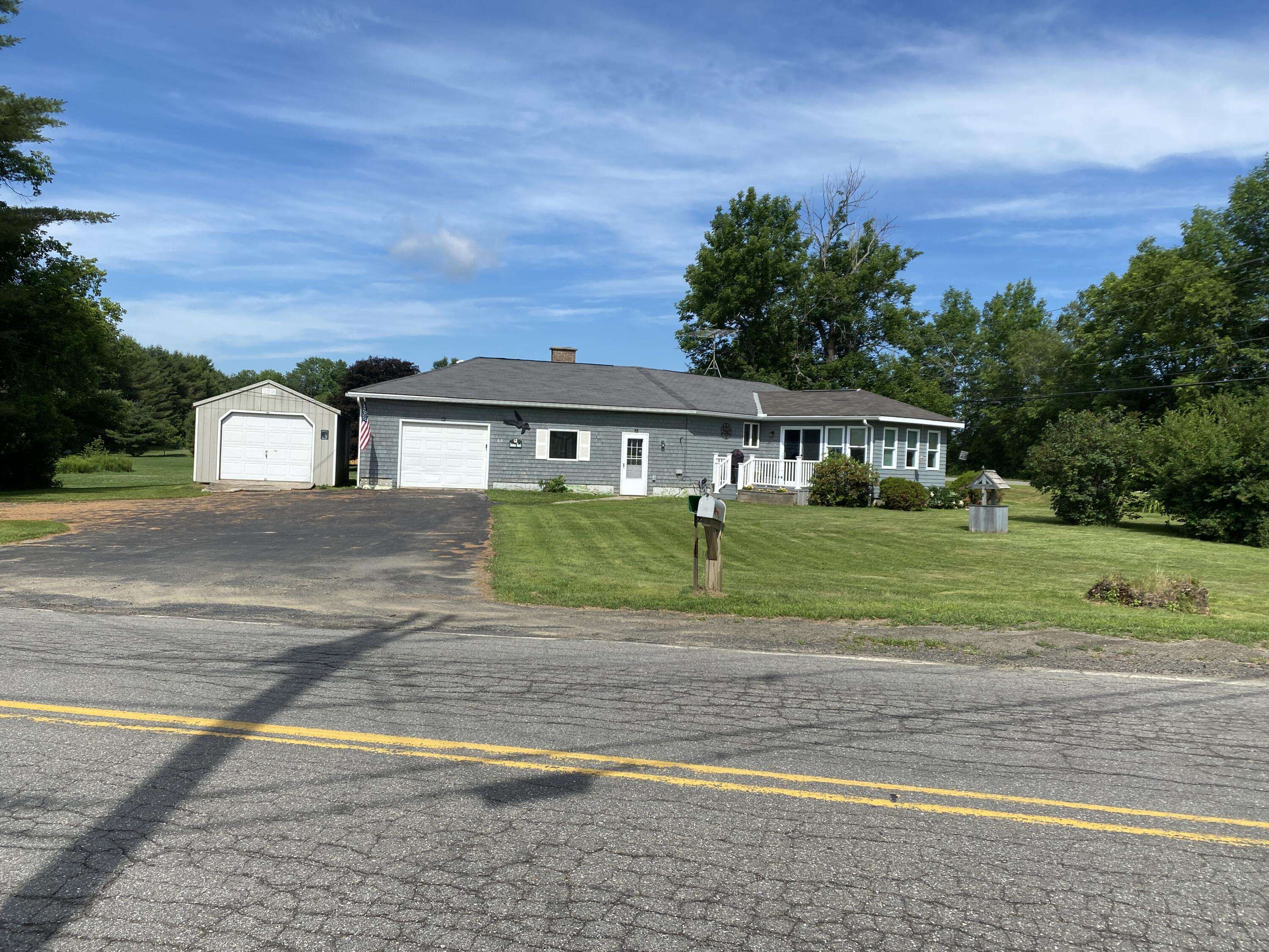 Newport, ME 04953,68 Stetson RD