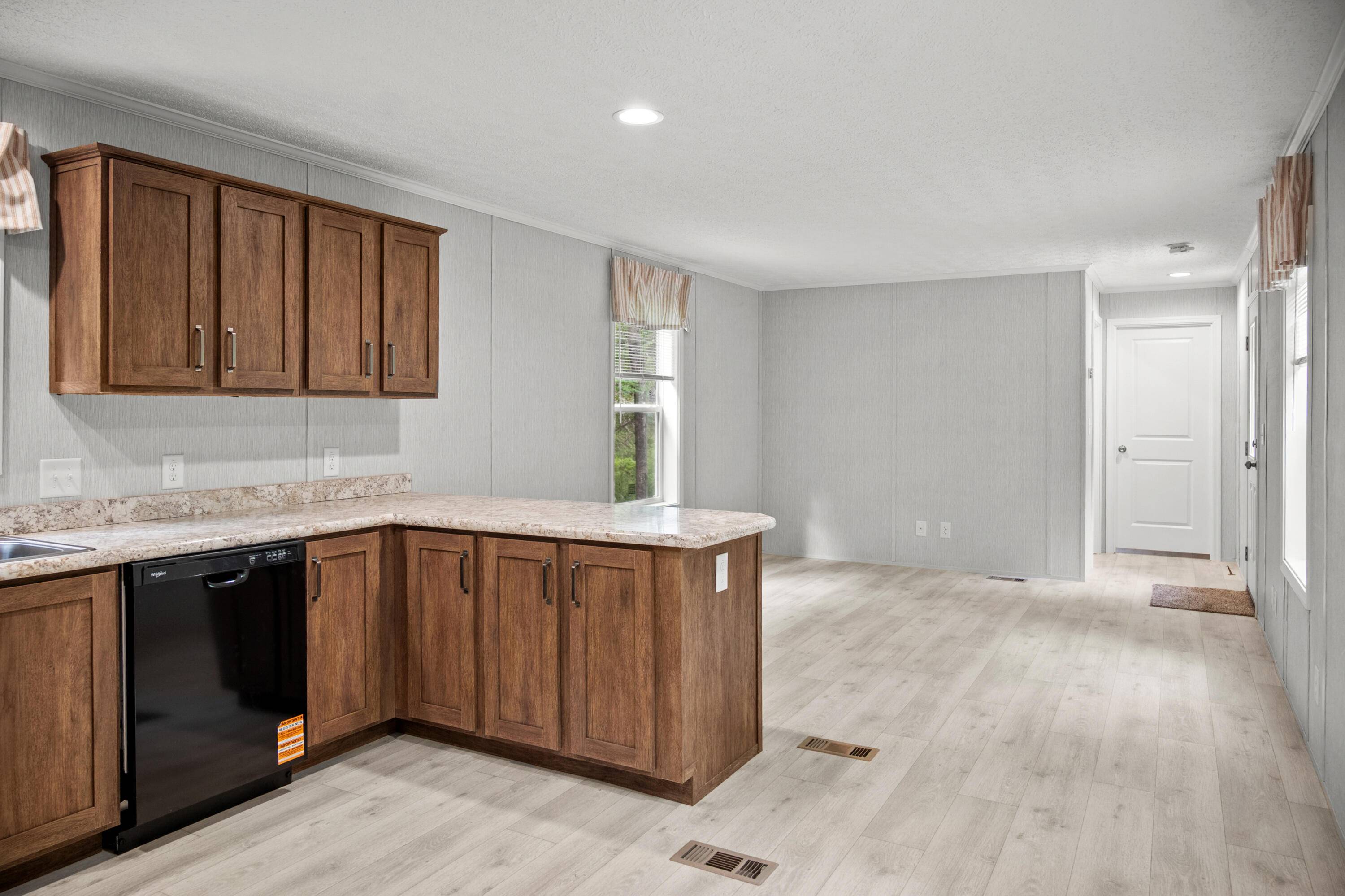 Parsonsfield, ME 04047,68 ELM ST
