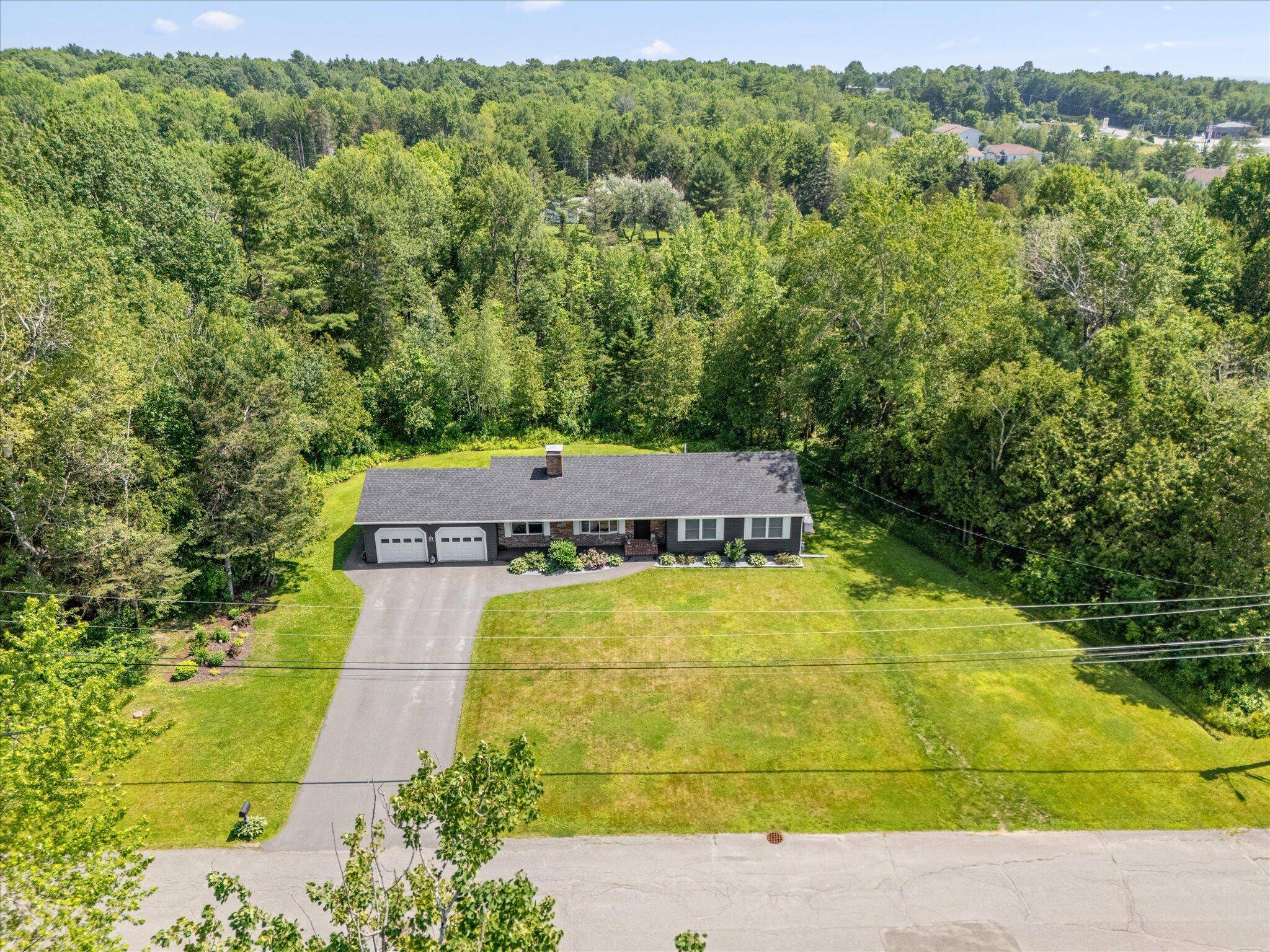 Bangor, ME 04401,121 Packard DR