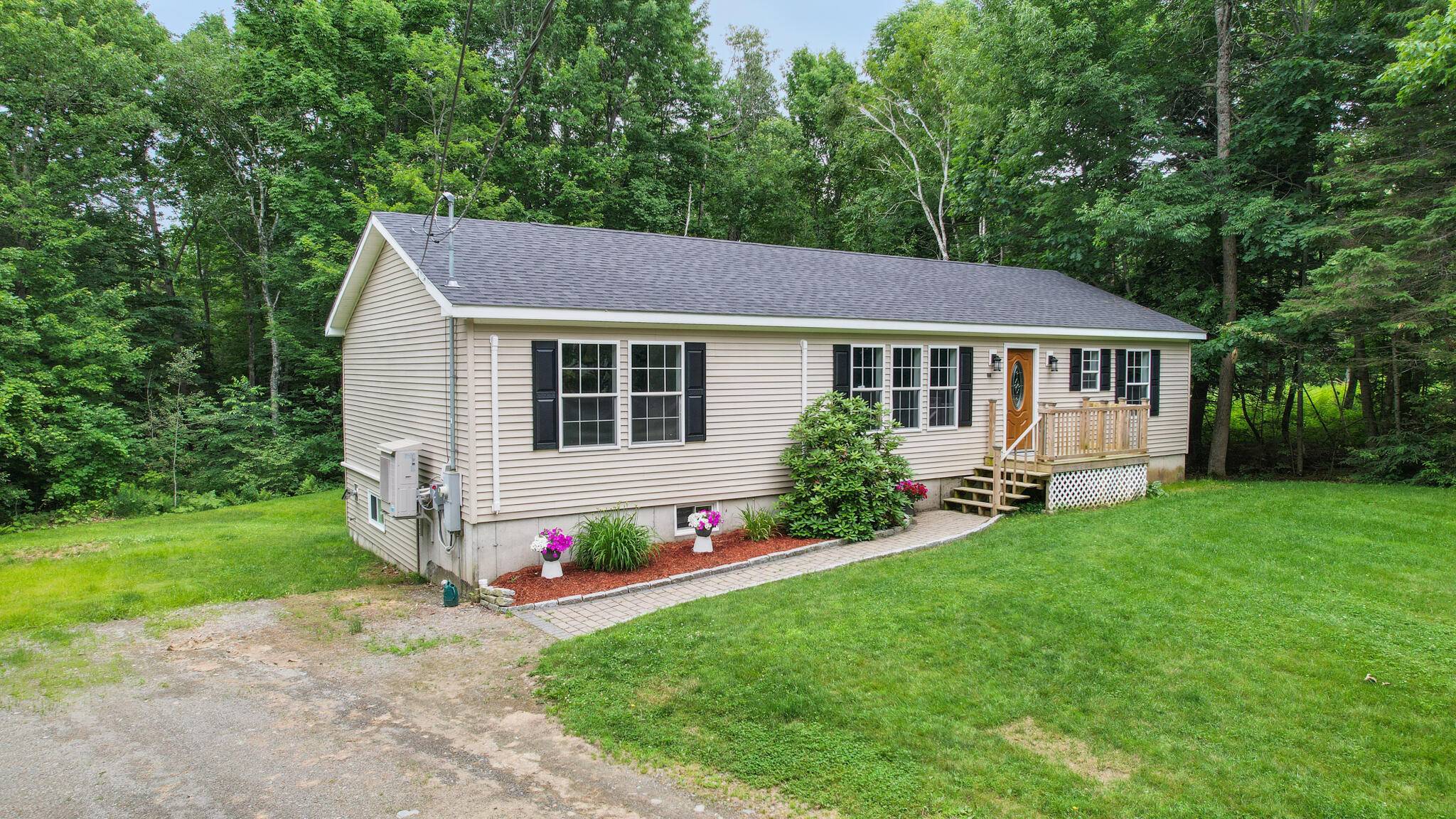 Levant, ME 04456,323 Merrill RD