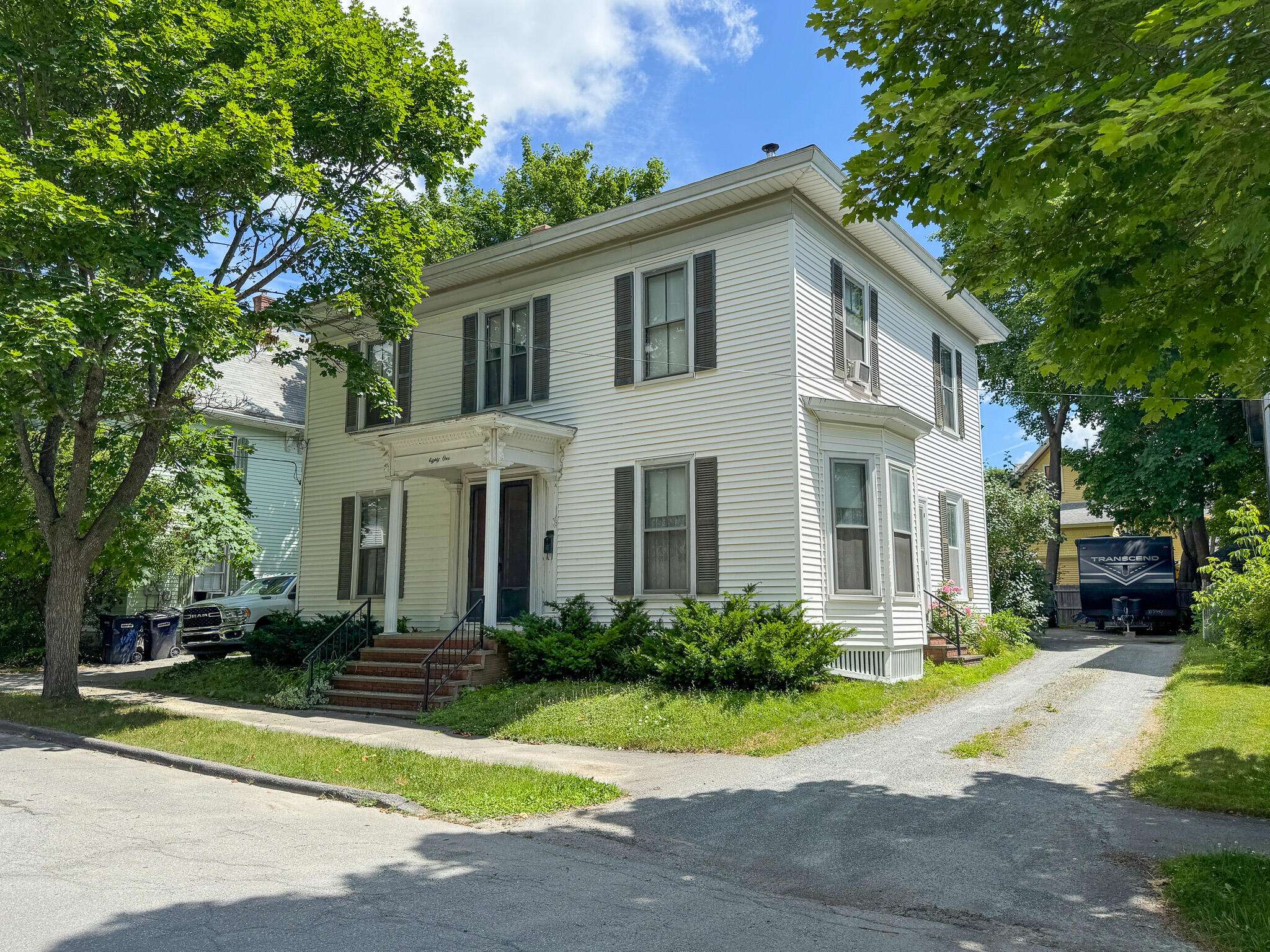 Bangor, ME 04401,81 Parkview AVE