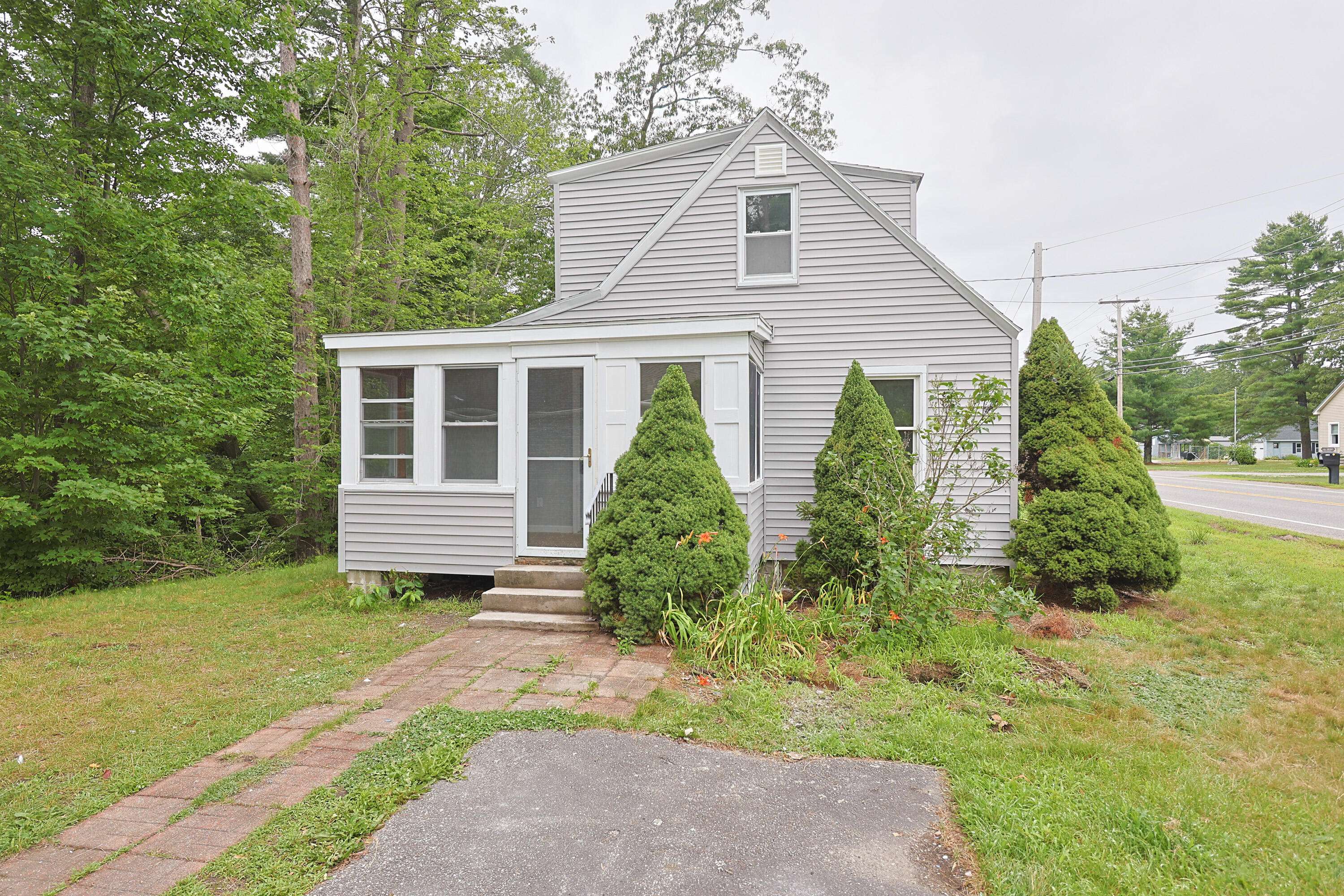 Saco, ME 04072,288 Buxton RD