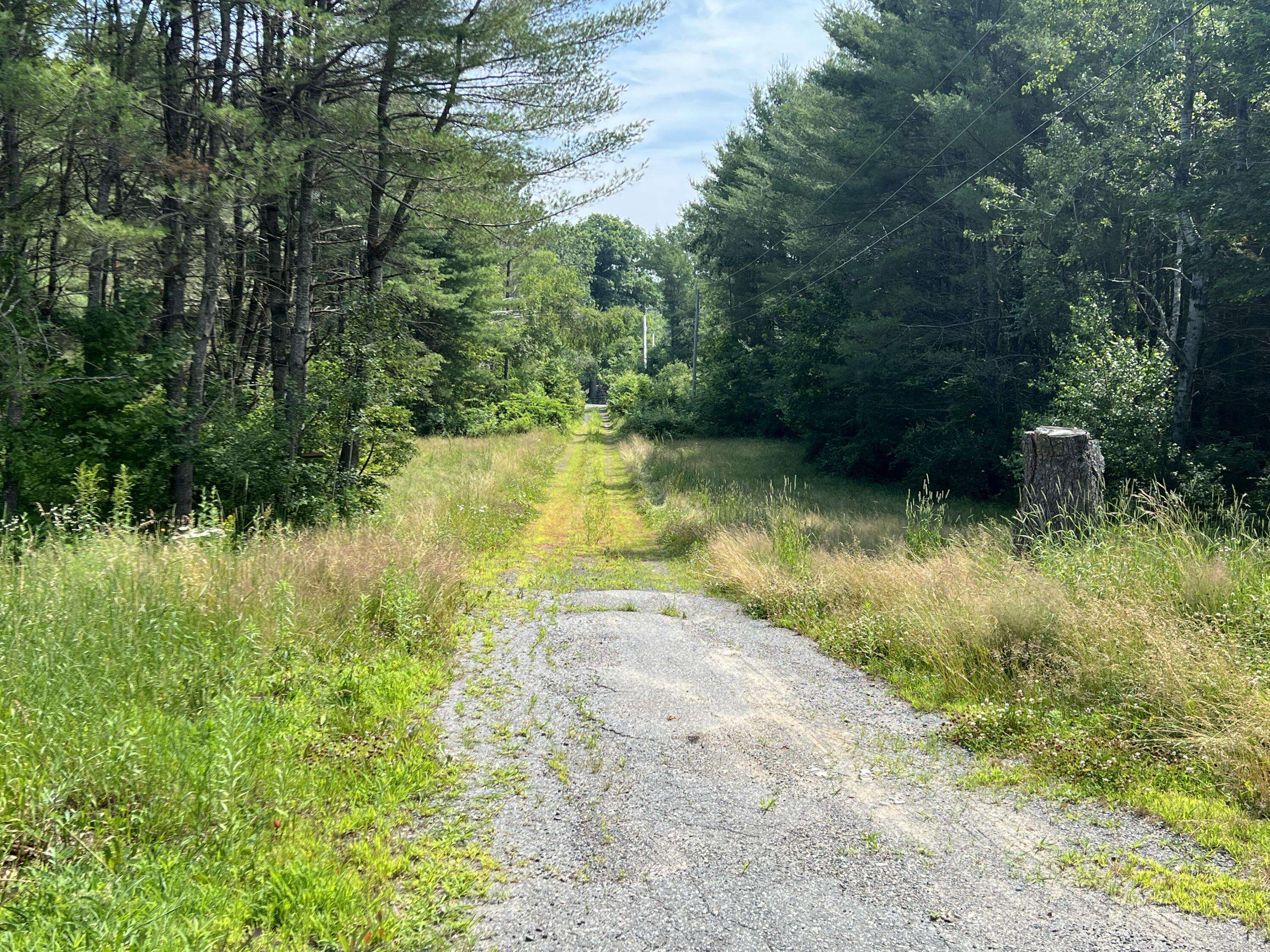 Skowhegan, ME 04976,253 Eaton Mountain RD