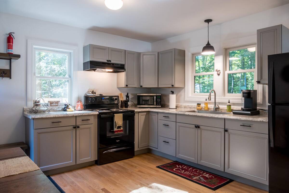 Pownal, ME 04069,43 Allen RD