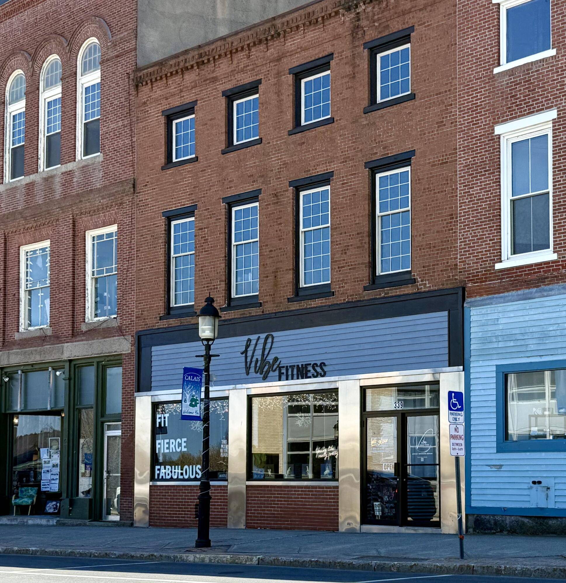 Calais, ME 04619,339 Main ST