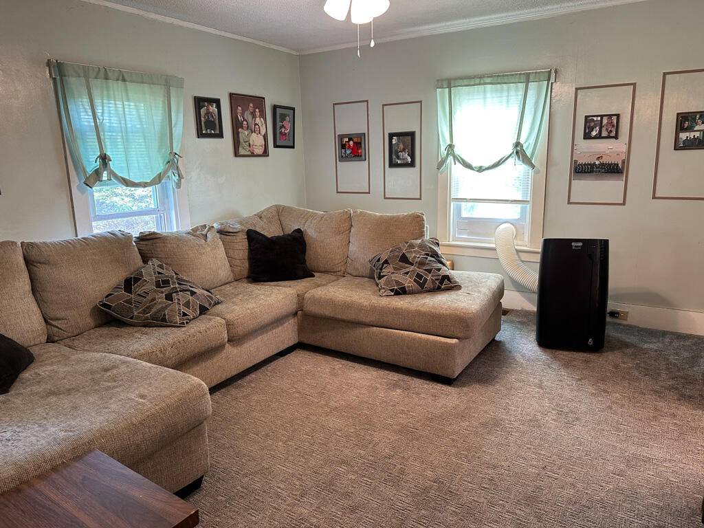 Brewer, ME 04412,31 Blake ST