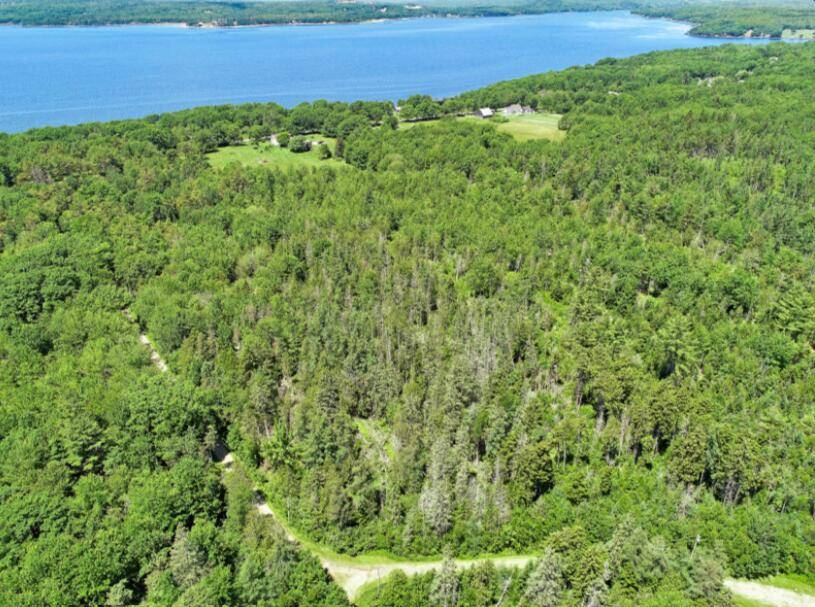 Penobscot, ME 04476,64 New Homestead RD