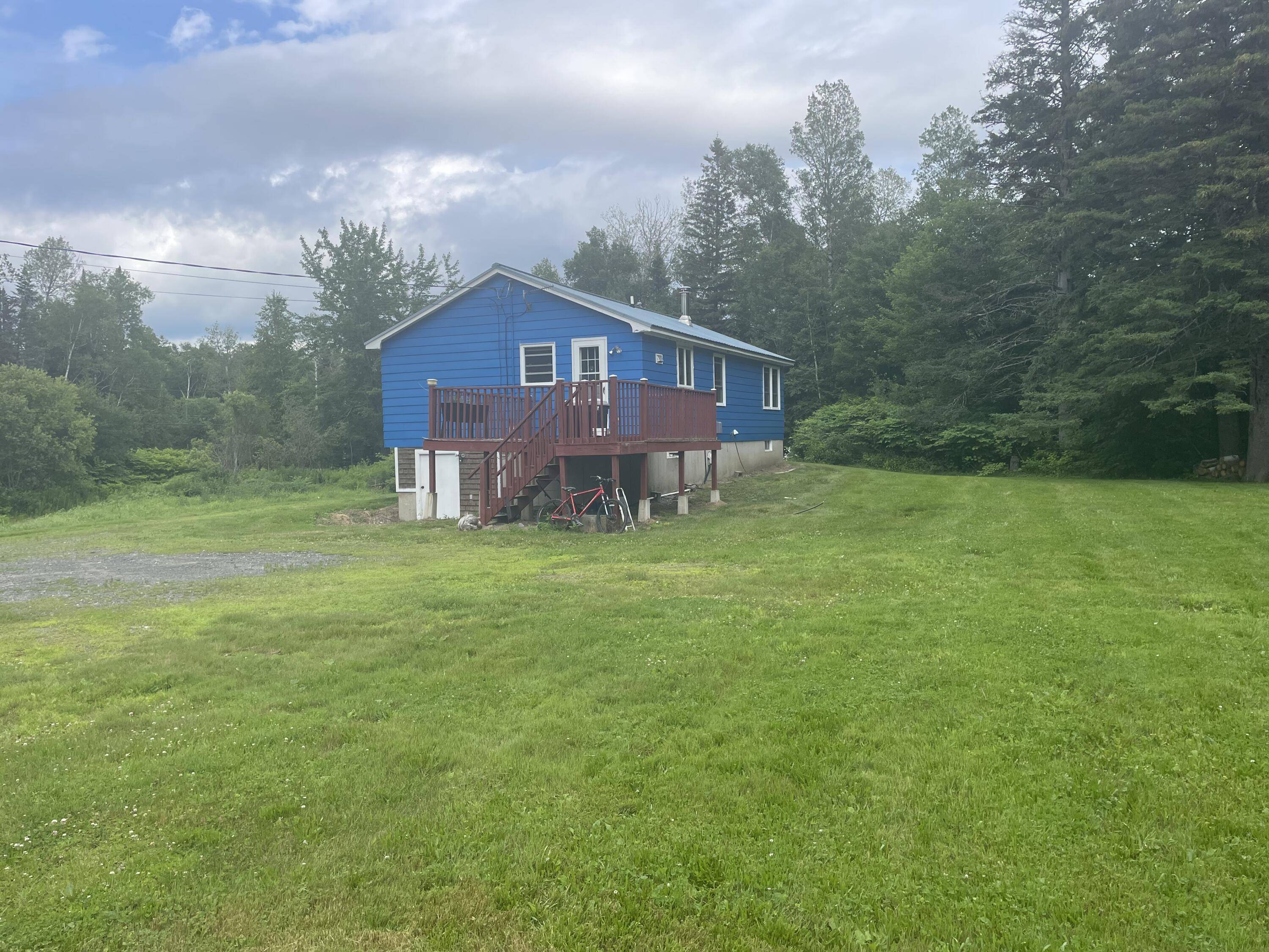 Long Pond Twp, ME 04945,757 long pond RD