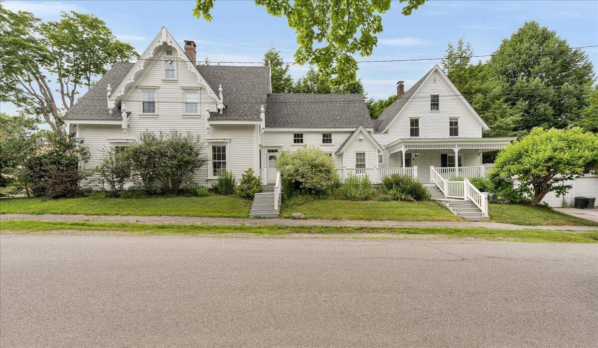 Belfast, ME 04915,92 Cedar ST