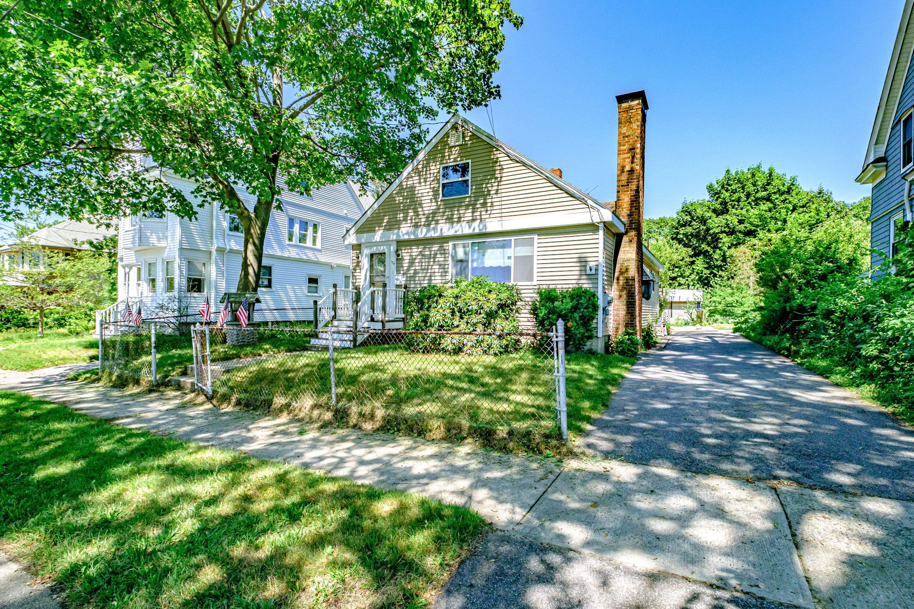 South Portland, ME 04106,174 Harriet ST