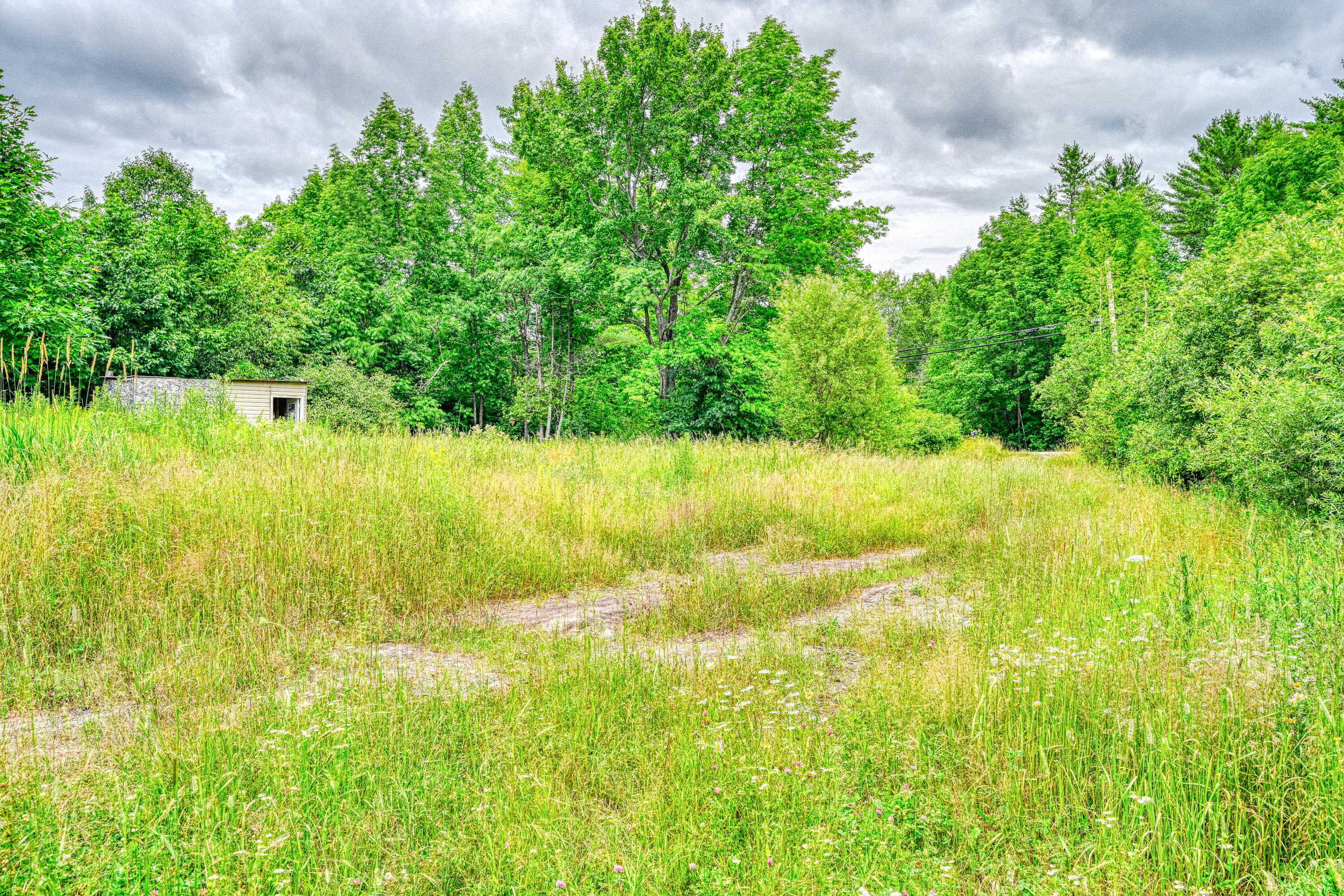 Winslow, ME 04901,864 Abbott RD