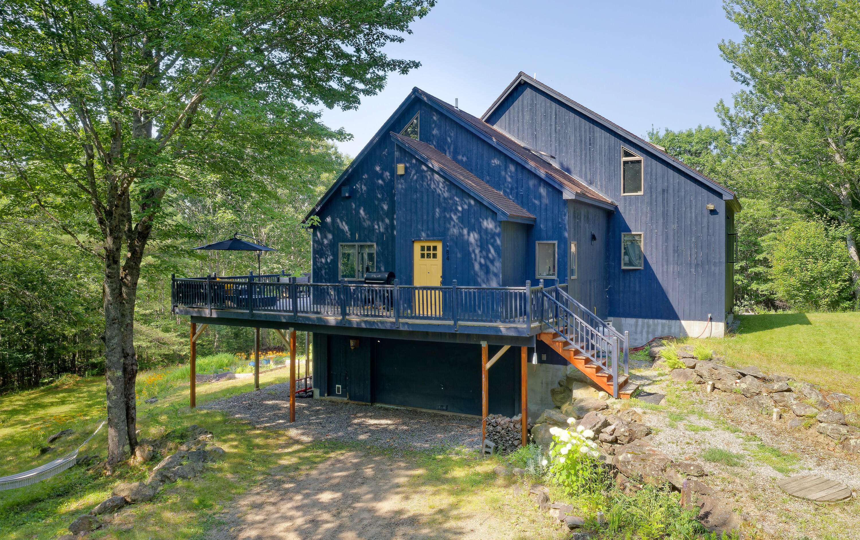 Waldoboro, ME 04572,184 Oak Ridge RD