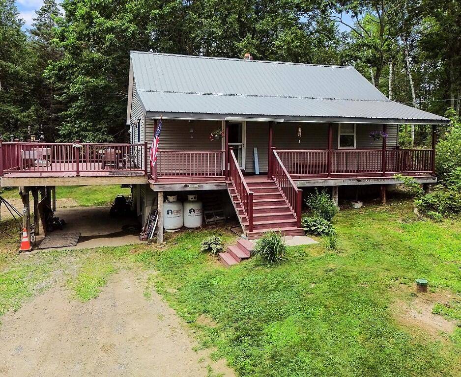 Unity, ME 04988,263 Waning RD