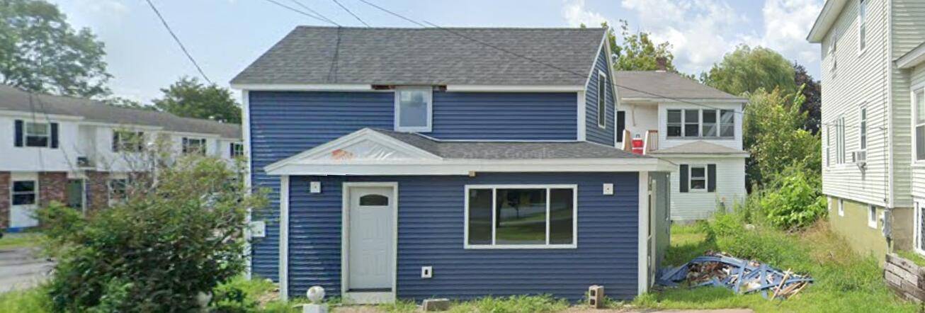 Sanford, ME 04073,136 Emery ST