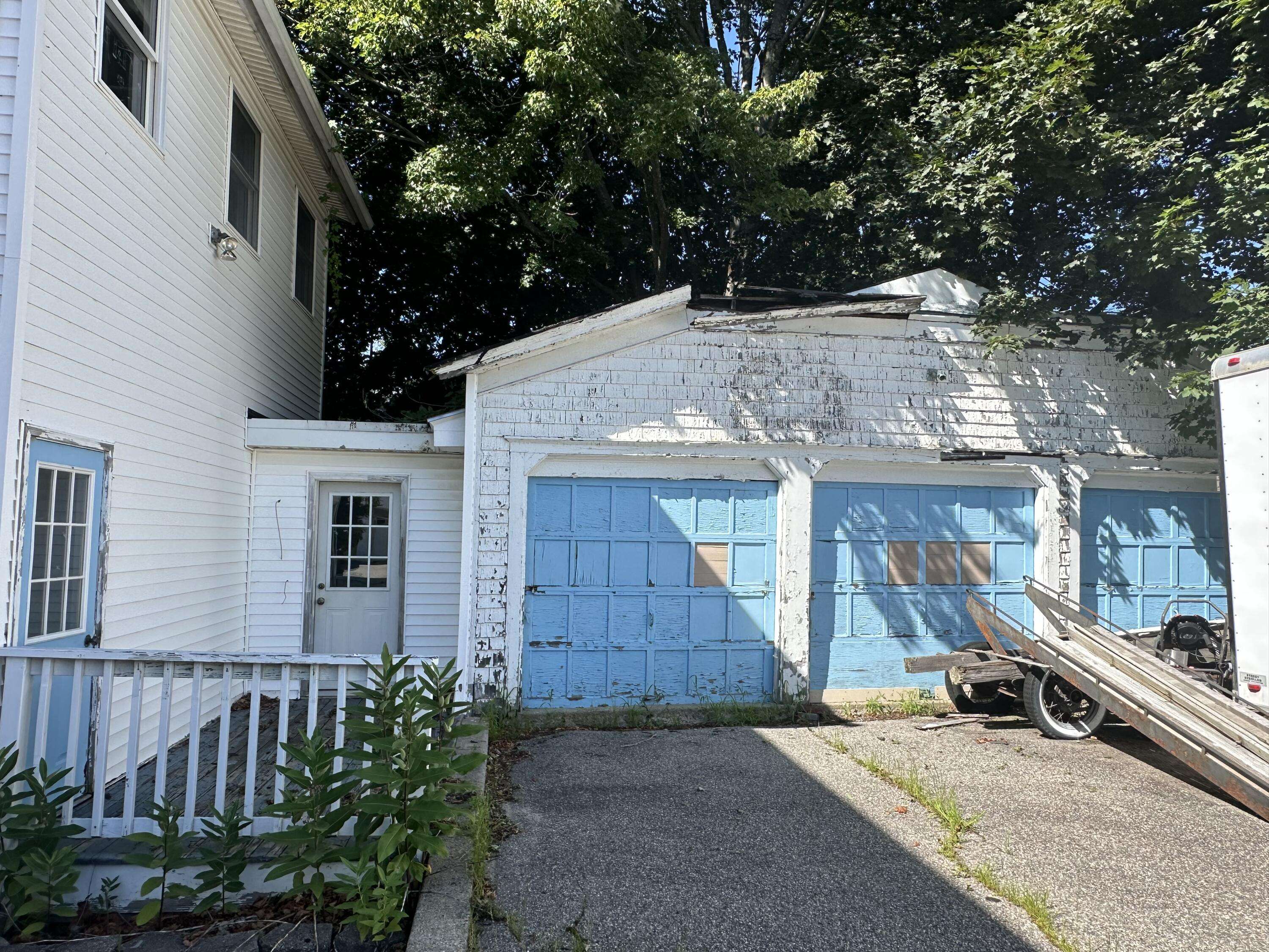 Biddeford, ME 04005,8 Pinette AVE