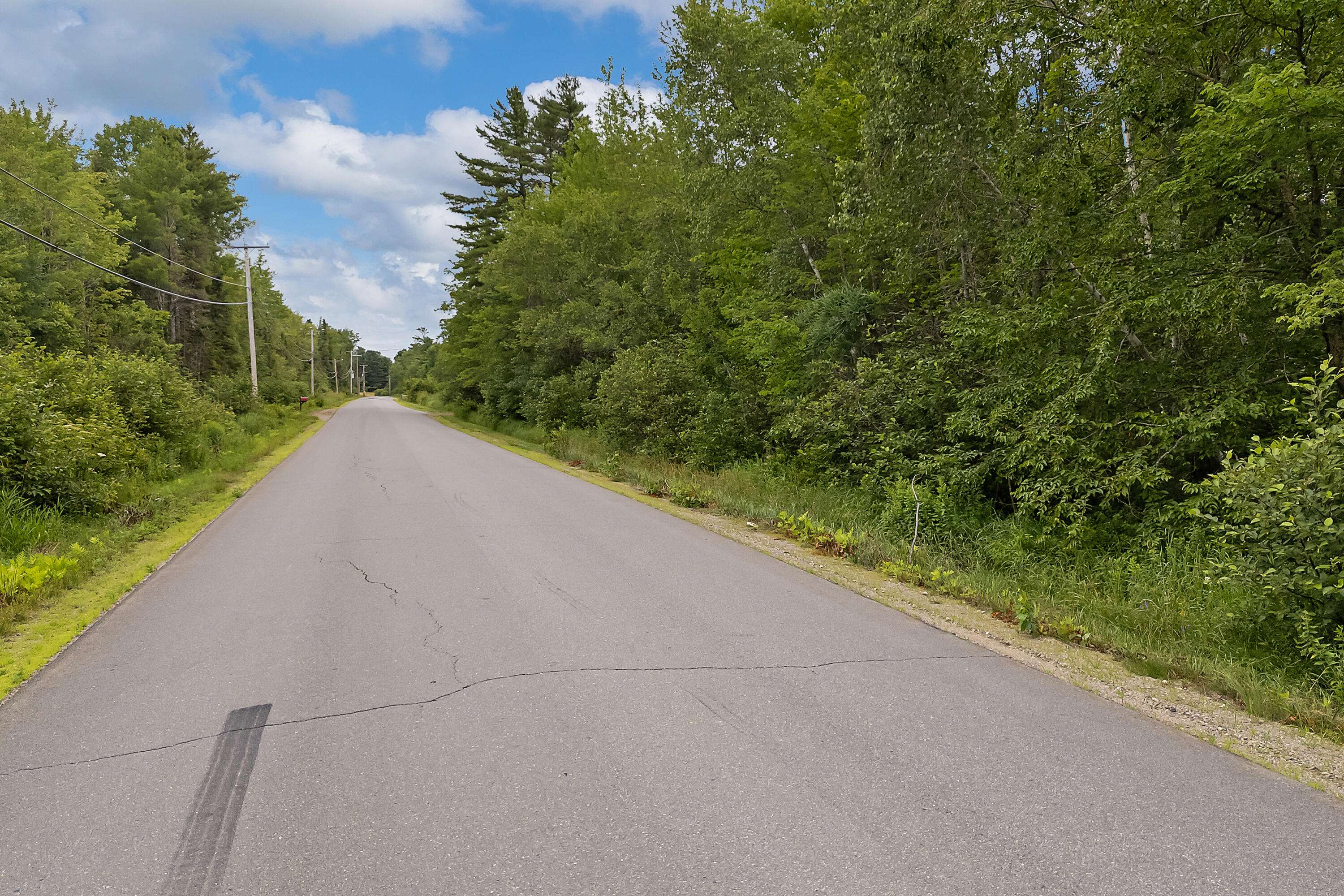 Waldoboro, ME 04572,273 Feylers Corner RD