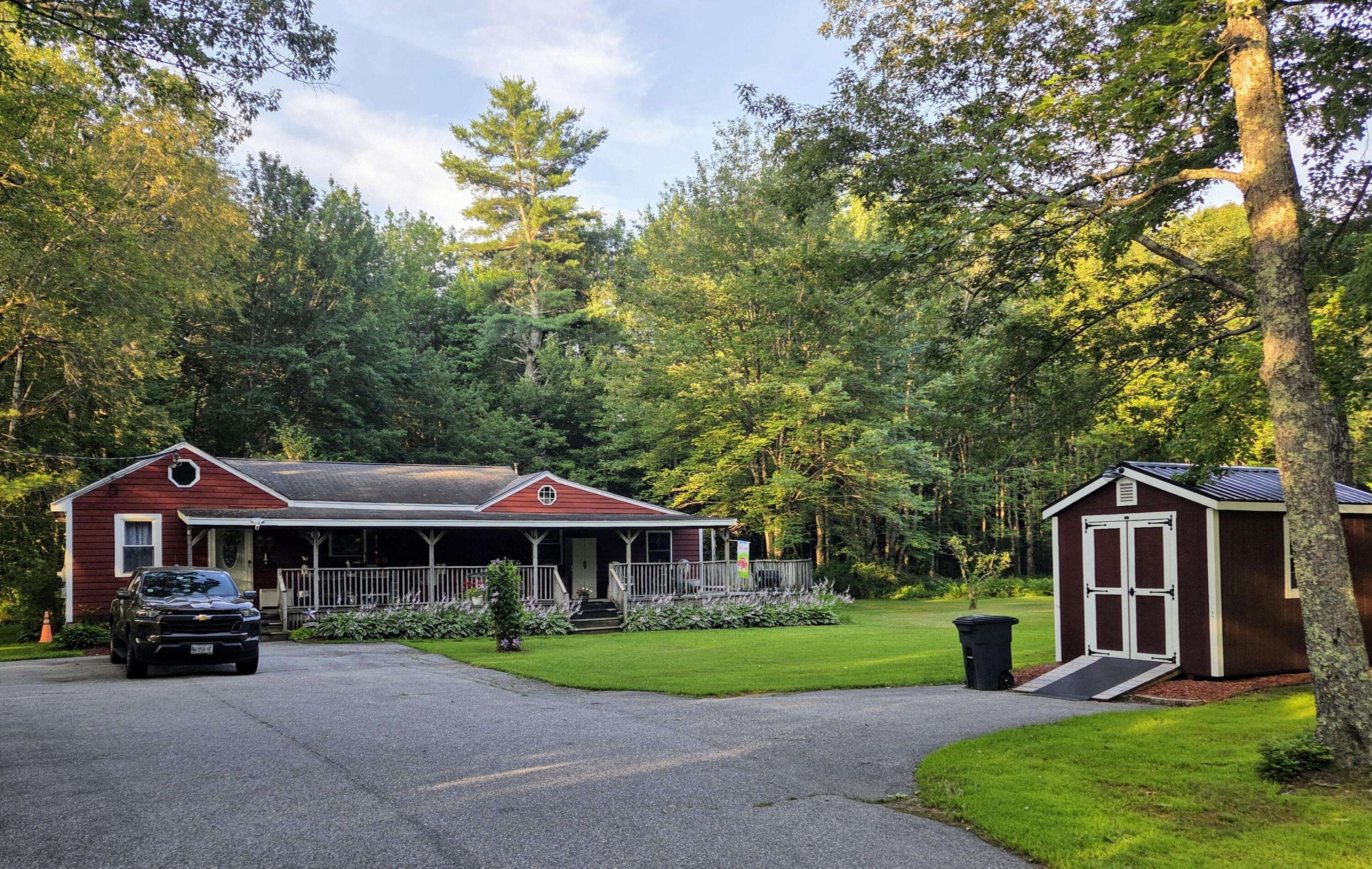 Lyman, ME 04002,1428 Alfred RD
