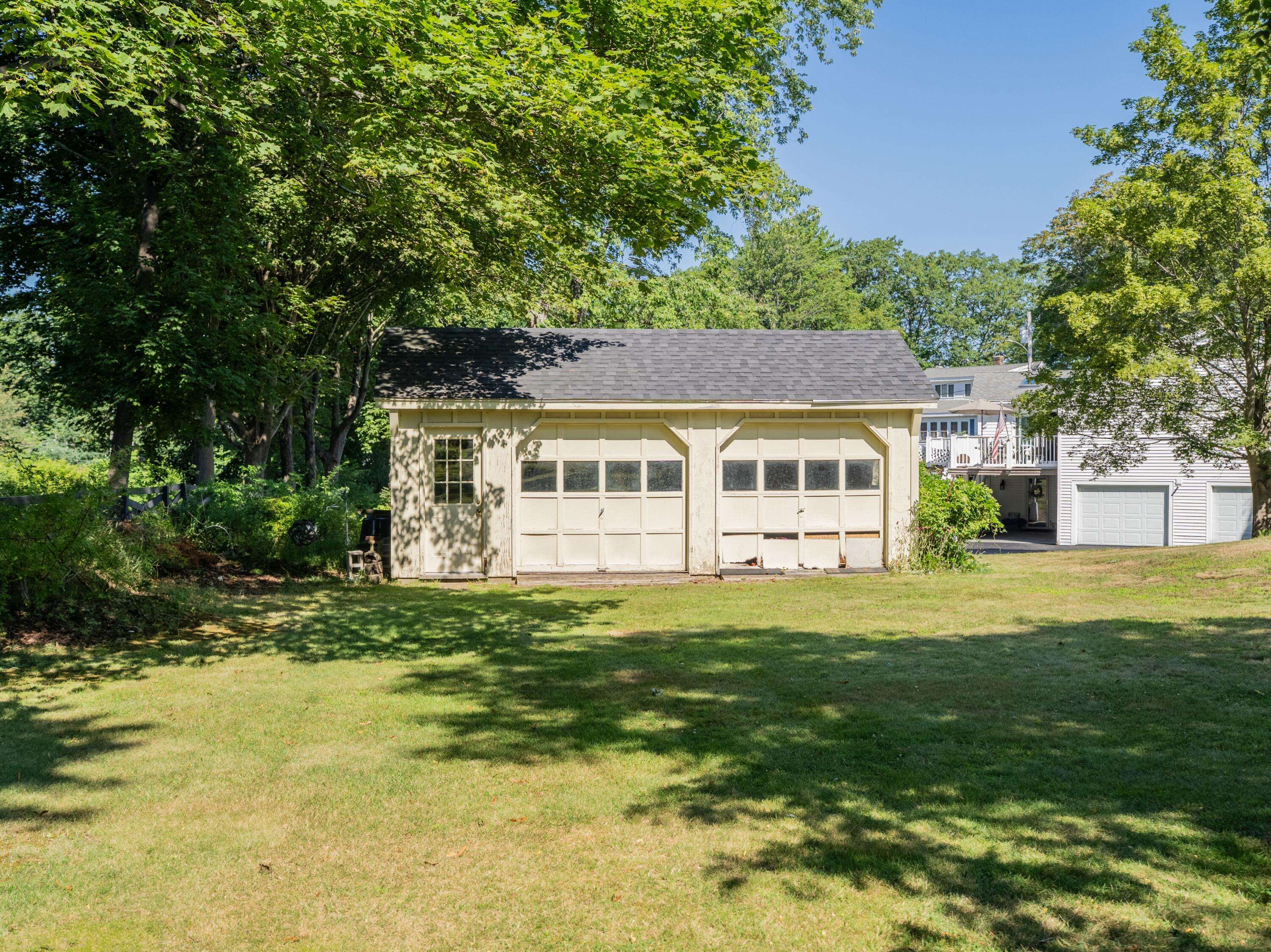 Kittery, ME 03904,8 Prince AVE #2