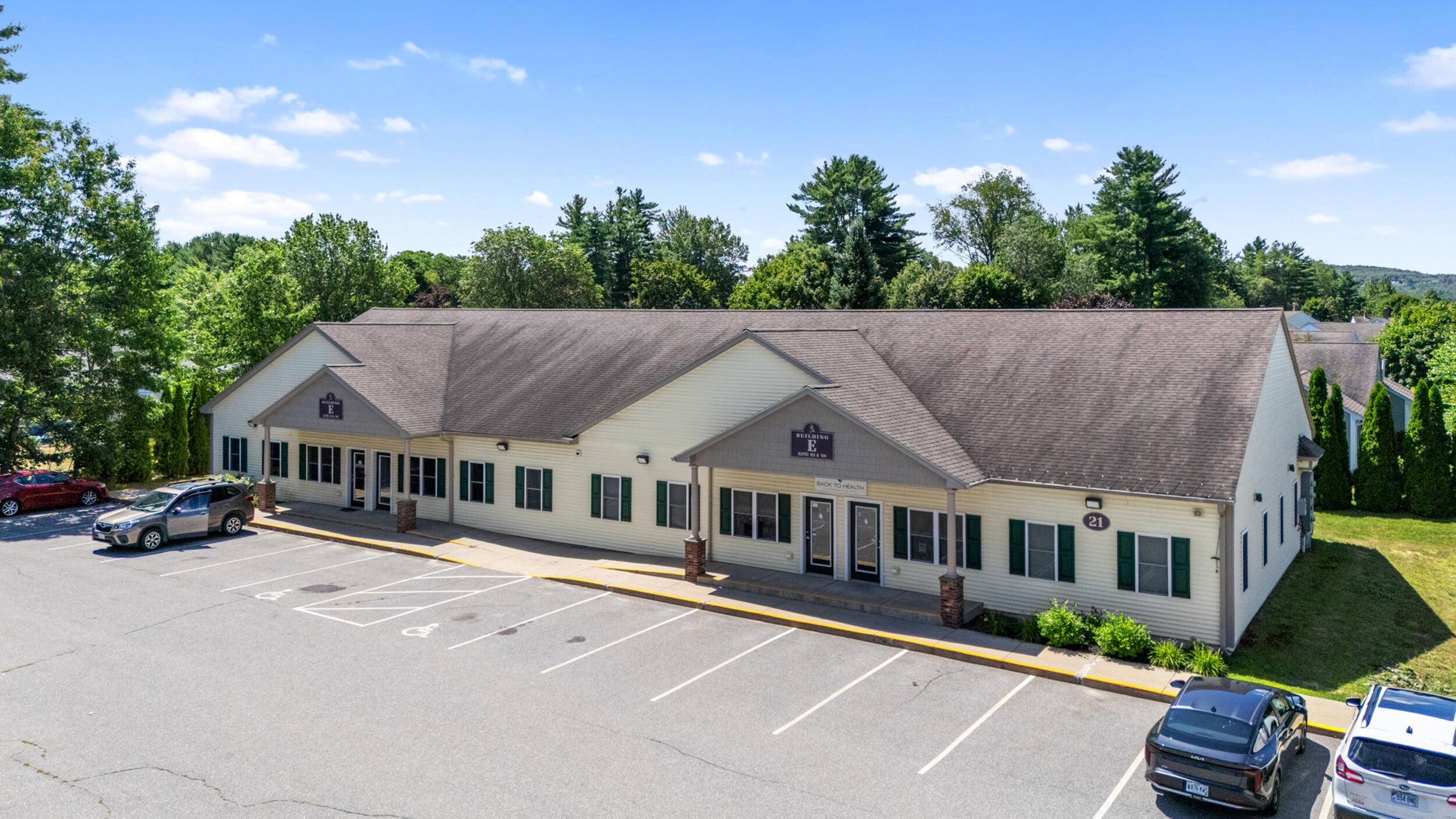 Sanford, ME 04073,1137 Main ST