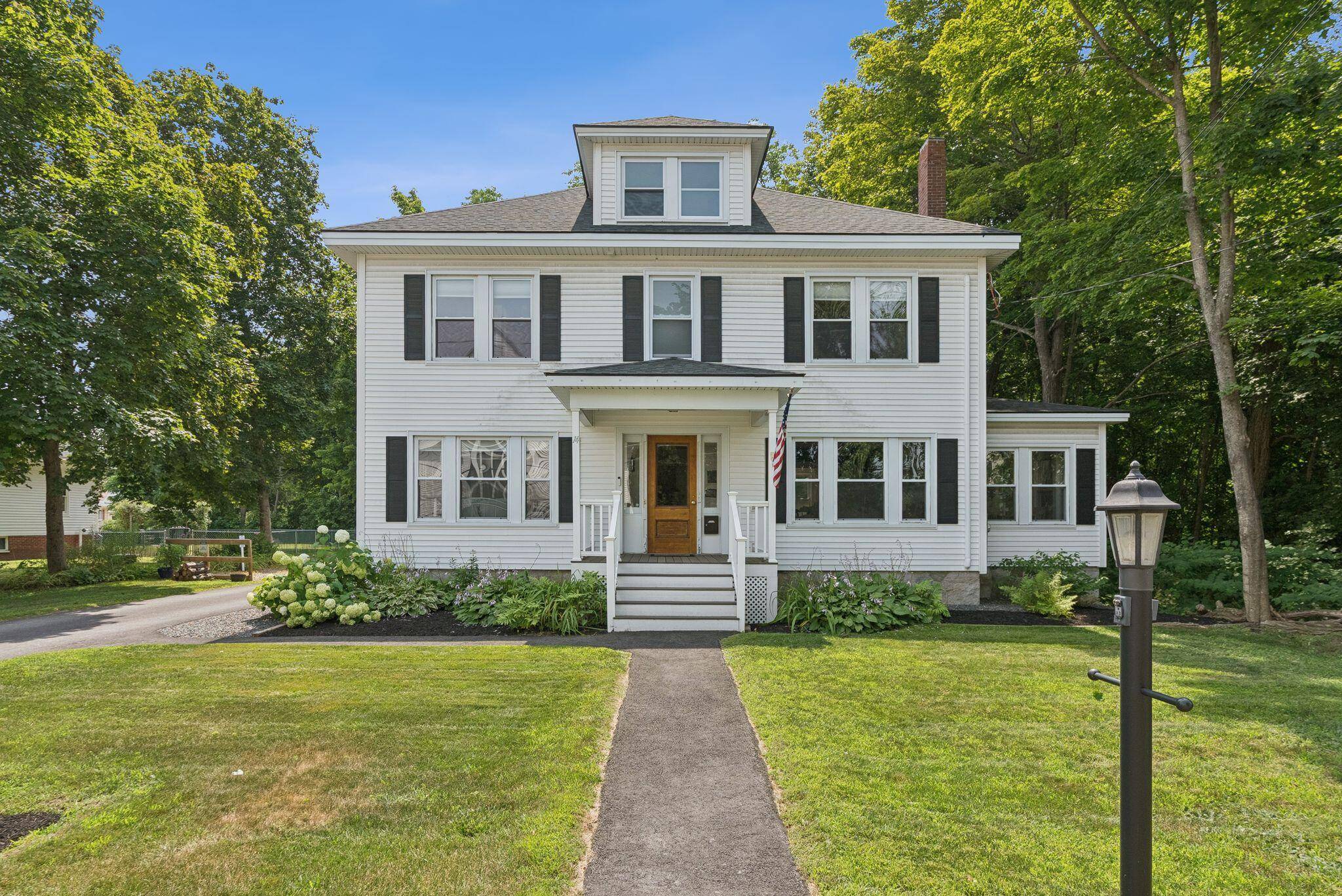 Gray, ME 04039,14 Yarmouth RD