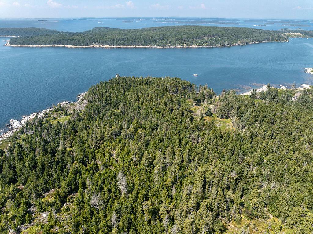 Isle Au Haut, ME 04645,00 Lighthouse RD